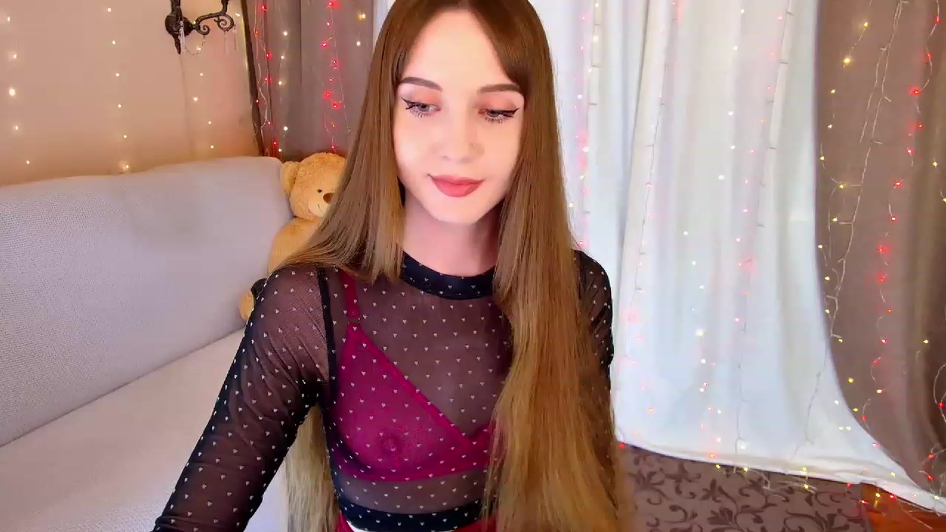 Gallery image thumbnail from Innocent_Soul's myfreecams stream on, 03/09/2023, 20:02 image 4 of 20