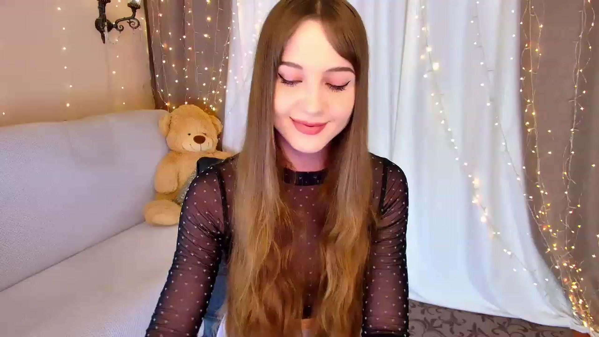 Gallery image thumbnail from Innocent_Soul's myfreecams stream on, 03/14/2023, 14:23 image 13 of 20