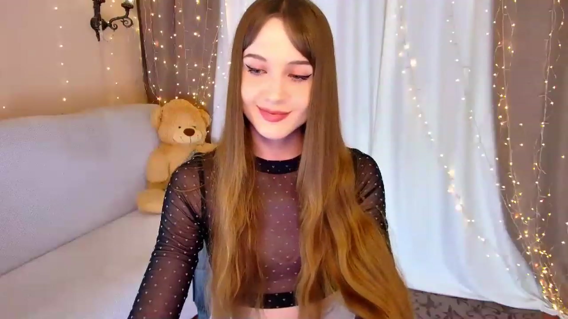 Gallery image thumbnail from Innocent_Soul's myfreecams stream on, 03/14/2023, 14:54 image 12 of 20