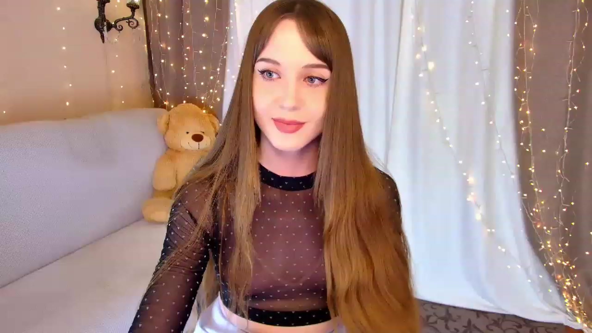 Gallery image thumbnail from Innocent_Soul's myfreecams stream on, 03/14/2023, 15:40 image 14 of 20