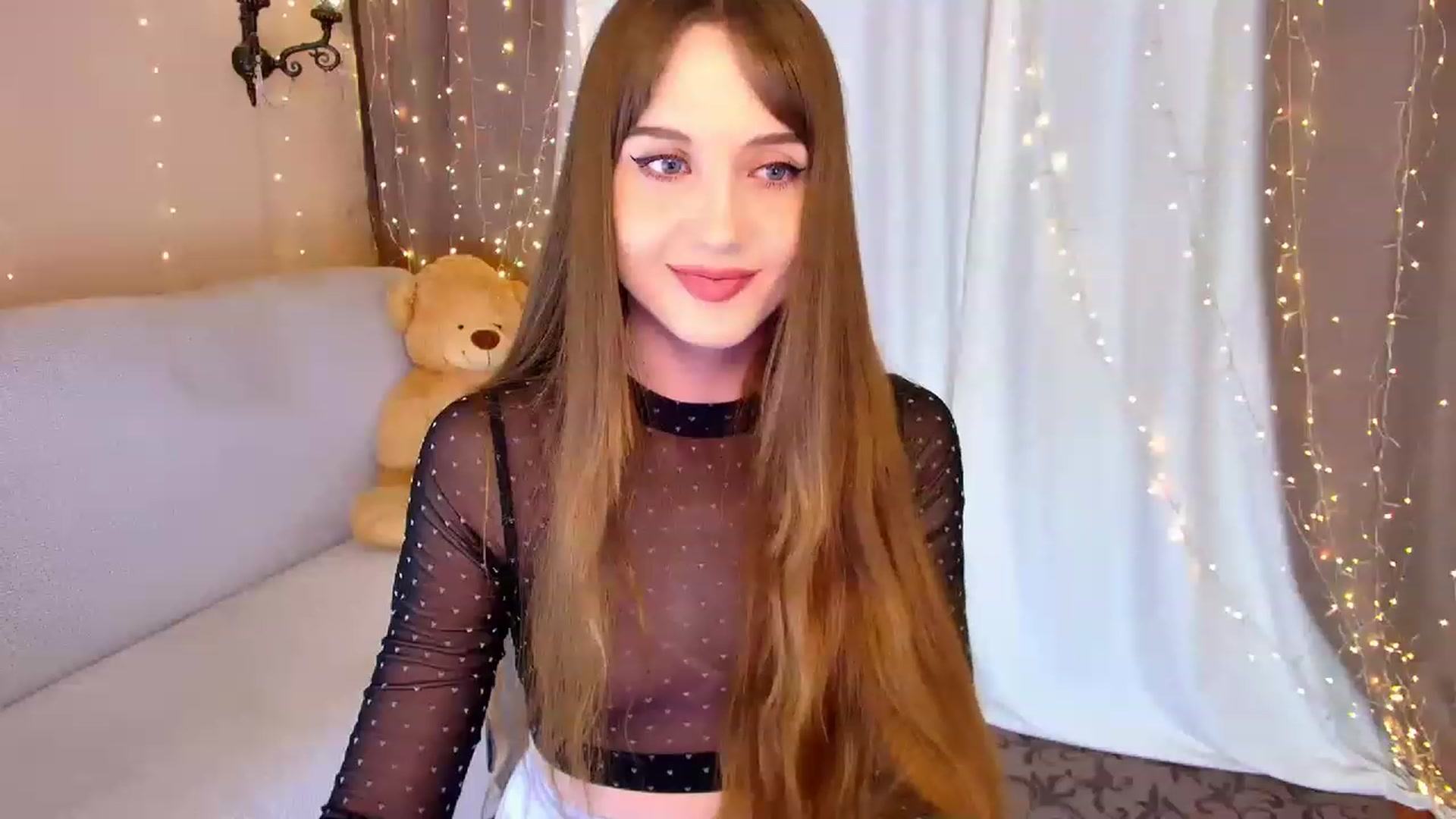 Gallery image thumbnail from Innocent_Soul's myfreecams stream on, 03/14/2023, 16:08 image 14 of 20