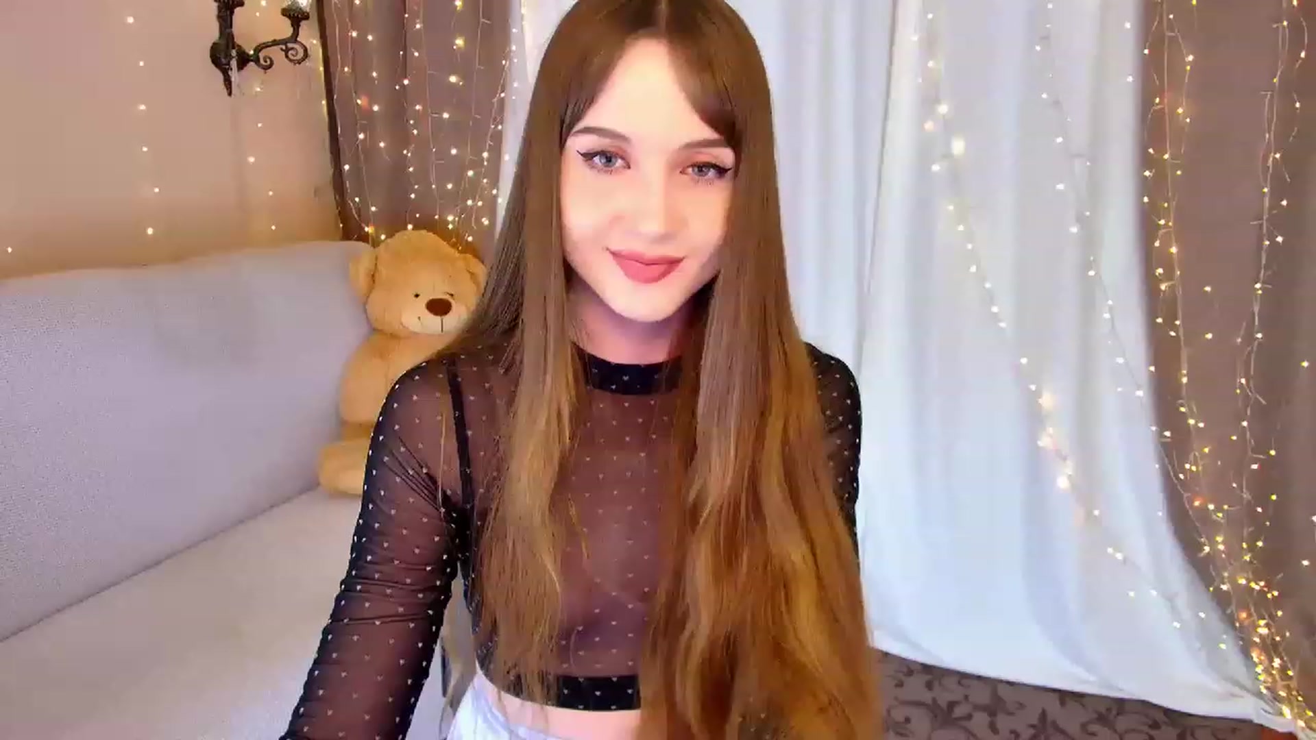 Gallery image thumbnail from Innocent_Soul's myfreecams stream on, 03/14/2023, 16:08 image 15 of 20