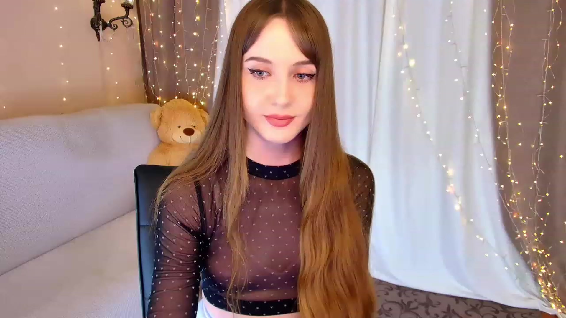 Gallery image thumbnail from Innocent_Soul's myfreecams stream on, 03/14/2023, 17:07 image 9 of 20