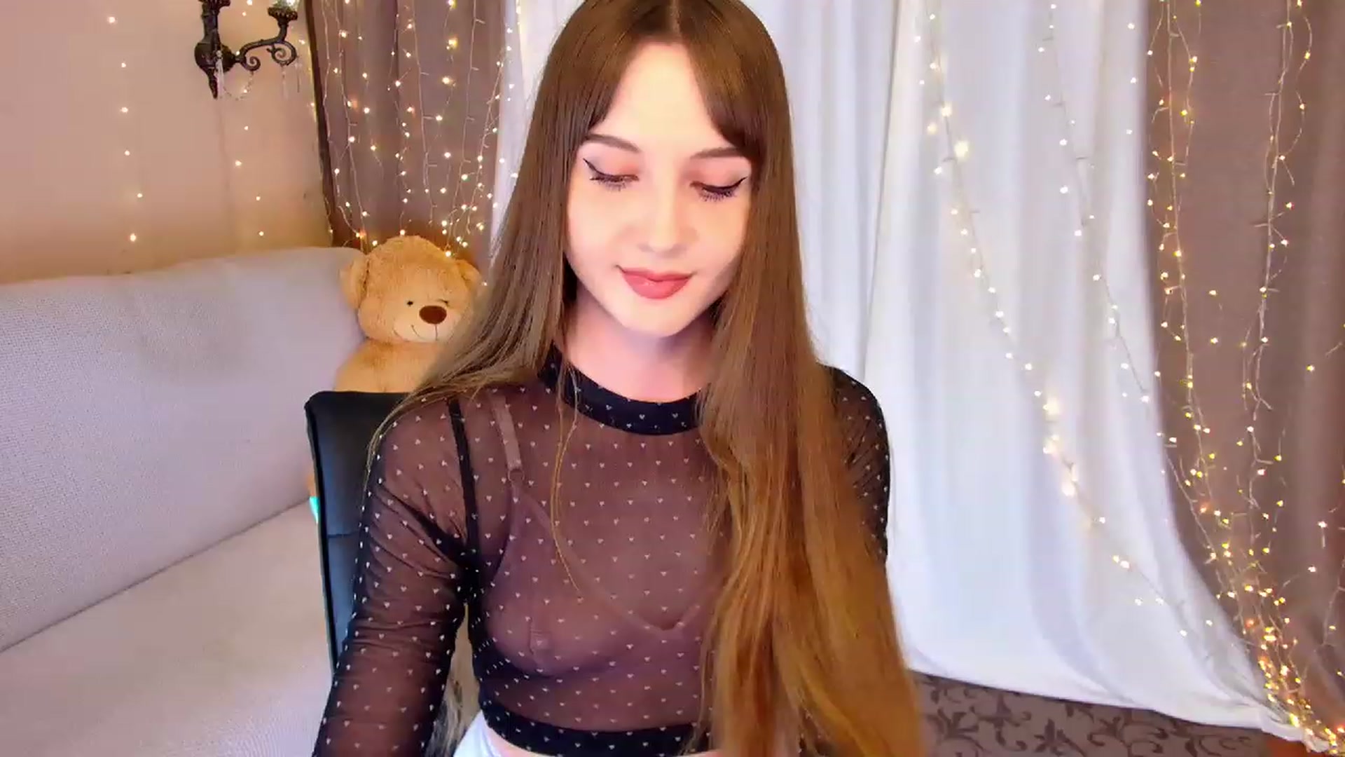 Gallery image thumbnail from Innocent_Soul's myfreecams stream on, 03/14/2023, 18:51 image 16 of 20
