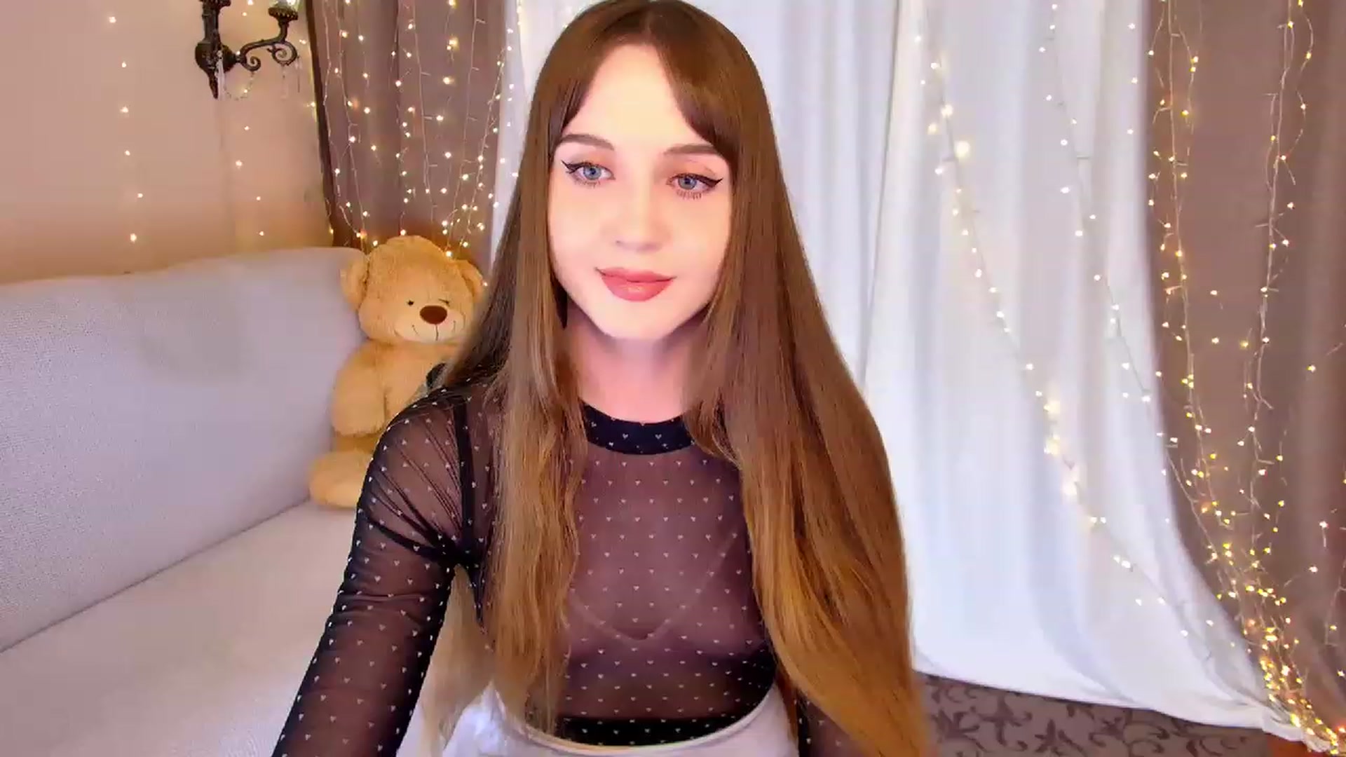 Gallery image thumbnail from Innocent_Soul's myfreecams stream on, 03/14/2023, 18:51 image 4 of 20
