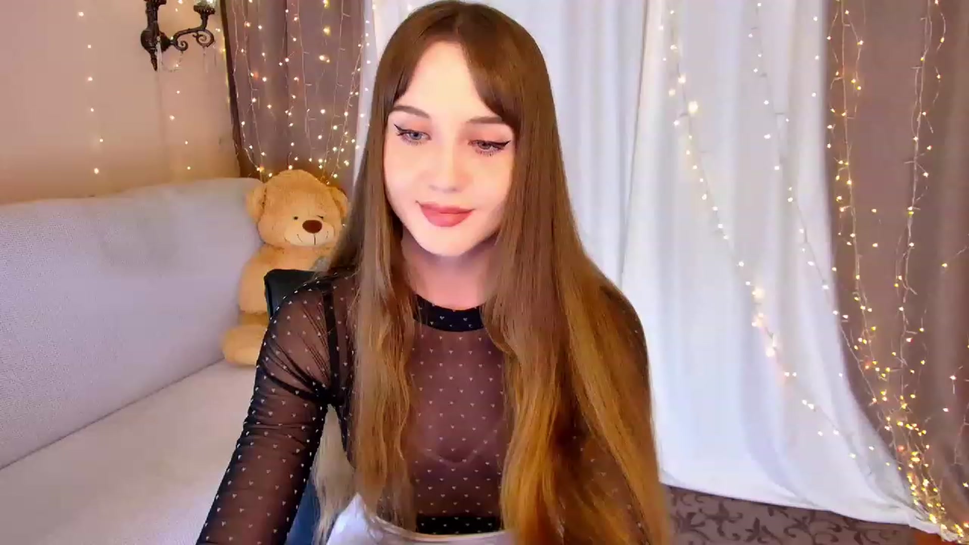 Gallery image thumbnail from Innocent_Soul's myfreecams stream on, 03/14/2023, 18:51 image 11 of 20