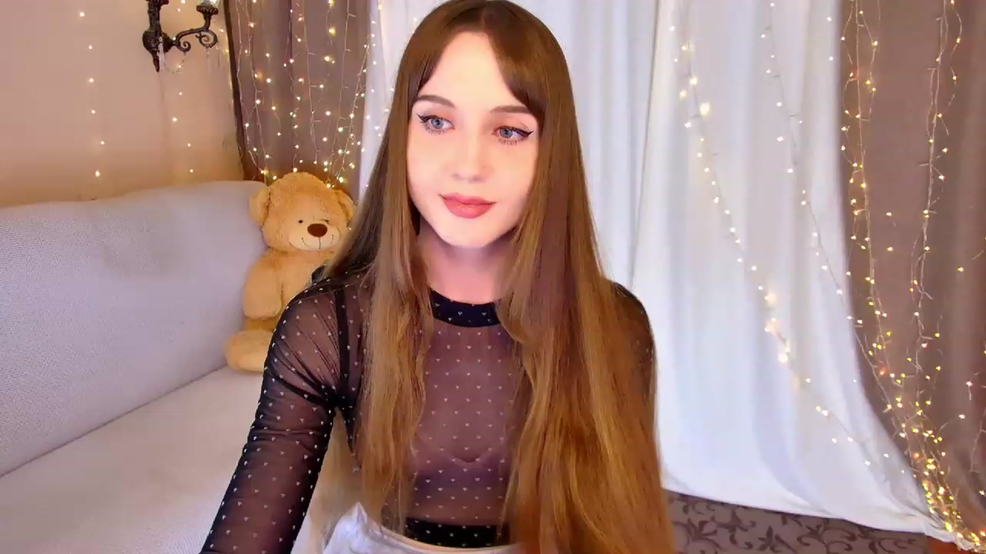 Gallery image thumbnail from Innocent_Soul's myfreecams stream on, 03/14/2023, 18:51 image 3 of 20