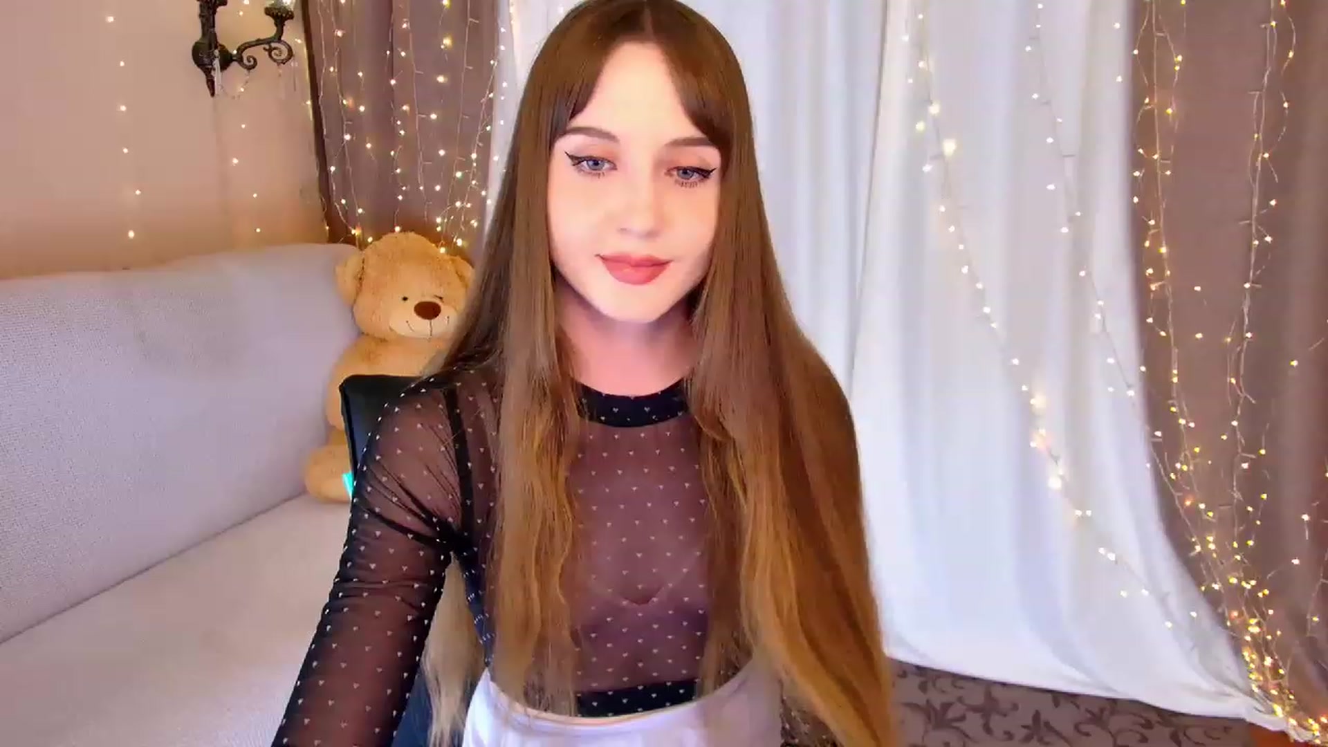 Gallery image thumbnail from Innocent_Soul's myfreecams stream on, 03/14/2023, 18:51 image 10 of 20