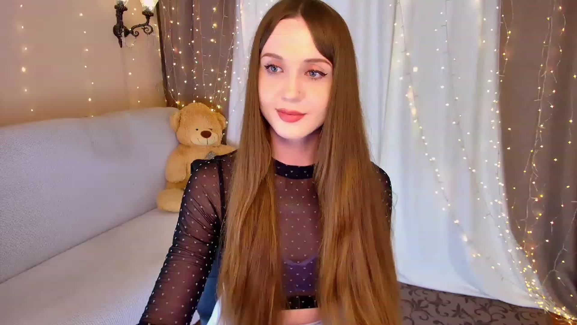 Gallery image thumbnail from Innocent_Soul's myfreecams stream on, 03/18/2023, 17:16 image 1 of 20