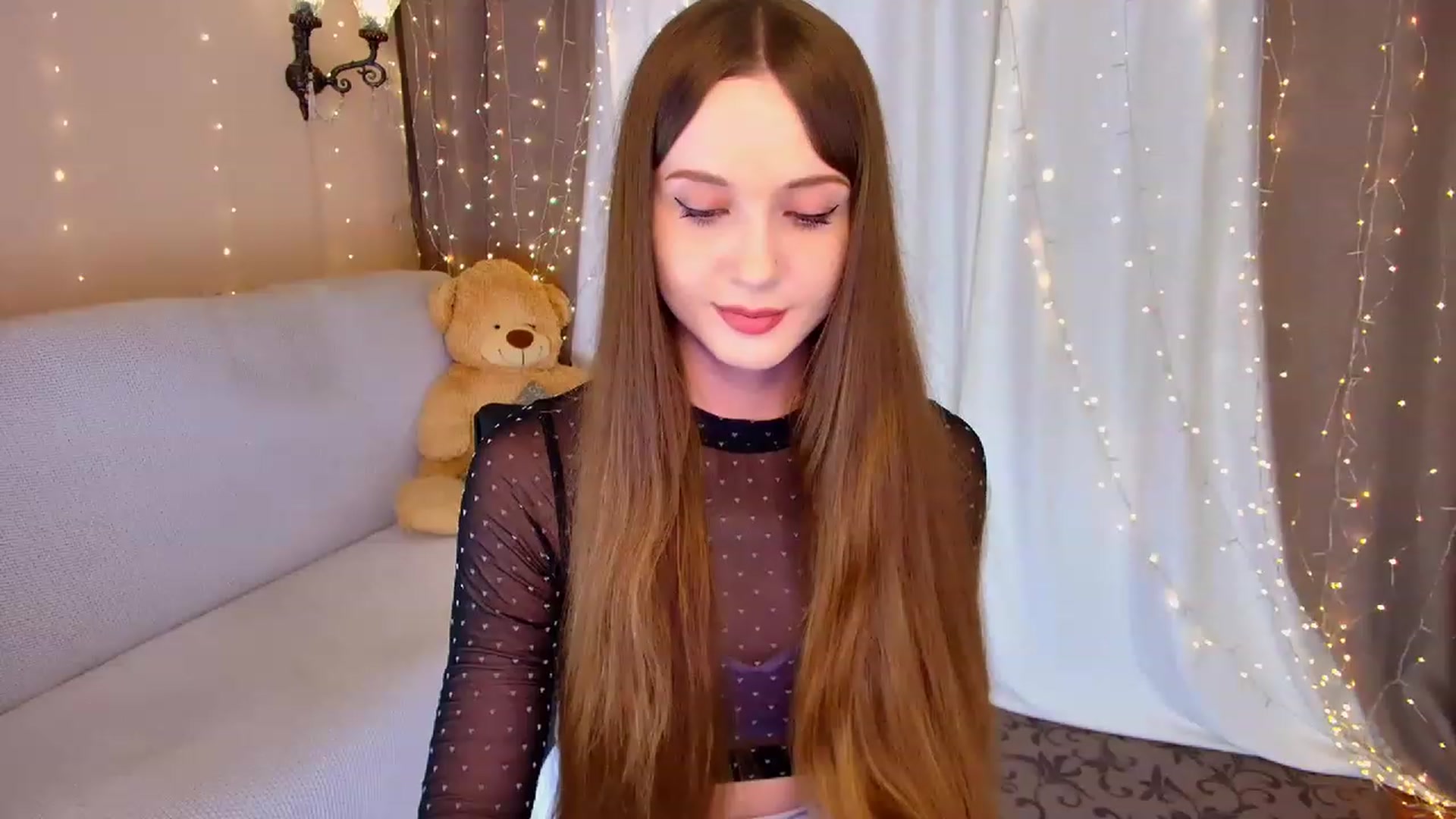 Gallery image thumbnail from Innocent_Soul's myfreecams stream on, 03/18/2023, 17:16 image 13 of 20