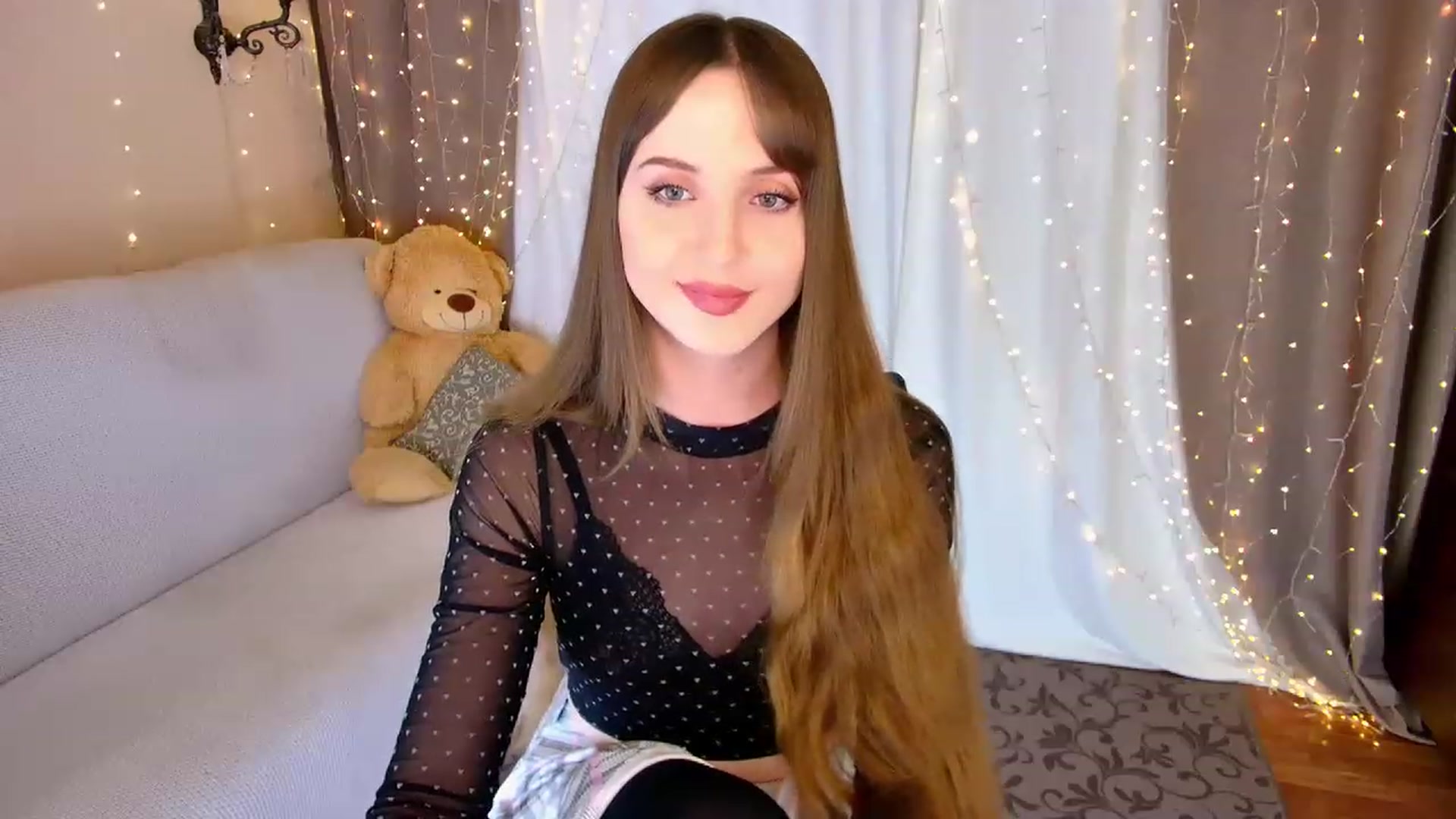 Gallery image thumbnail from Innocent_Soul's myfreecams stream on, 04/19/2023, 15:15 image 15 of 20