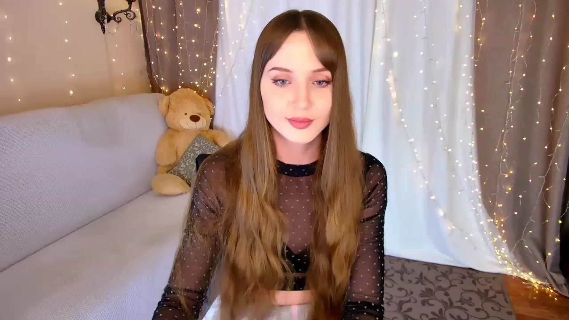 Gallery image thumbnail from Innocent_Soul's myfreecams stream on, 04/19/2023, 17:41 image 4 of 20