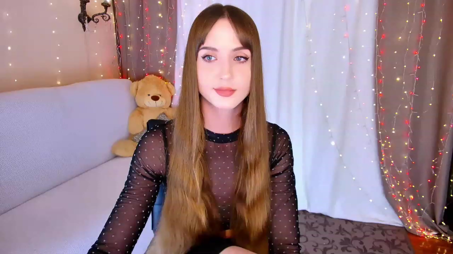 Gallery image thumbnail from Innocent_Soul's myfreecams stream on, 05/09/2023, 19:43 image 19 of 20