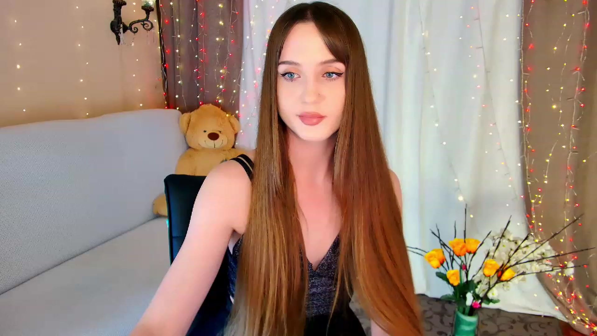 Gallery image thumbnail from Innocent_Soul's myfreecams stream on, 05/24/2023, 18:02 image 1 of 20