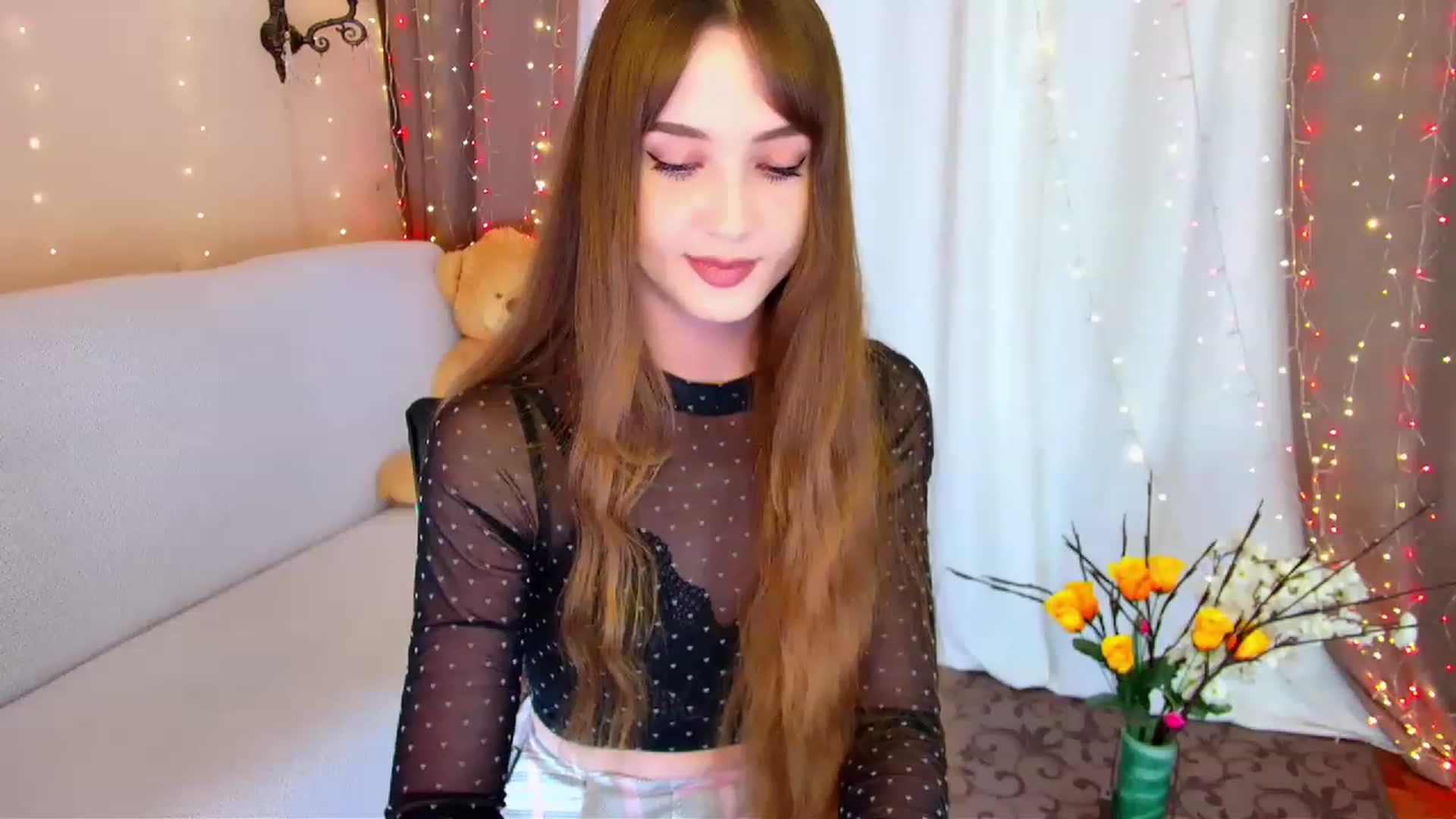 Gallery image thumbnail from Innocent_Soul's myfreecams stream on, 05/26/2023, 16:05 image 12 of 20