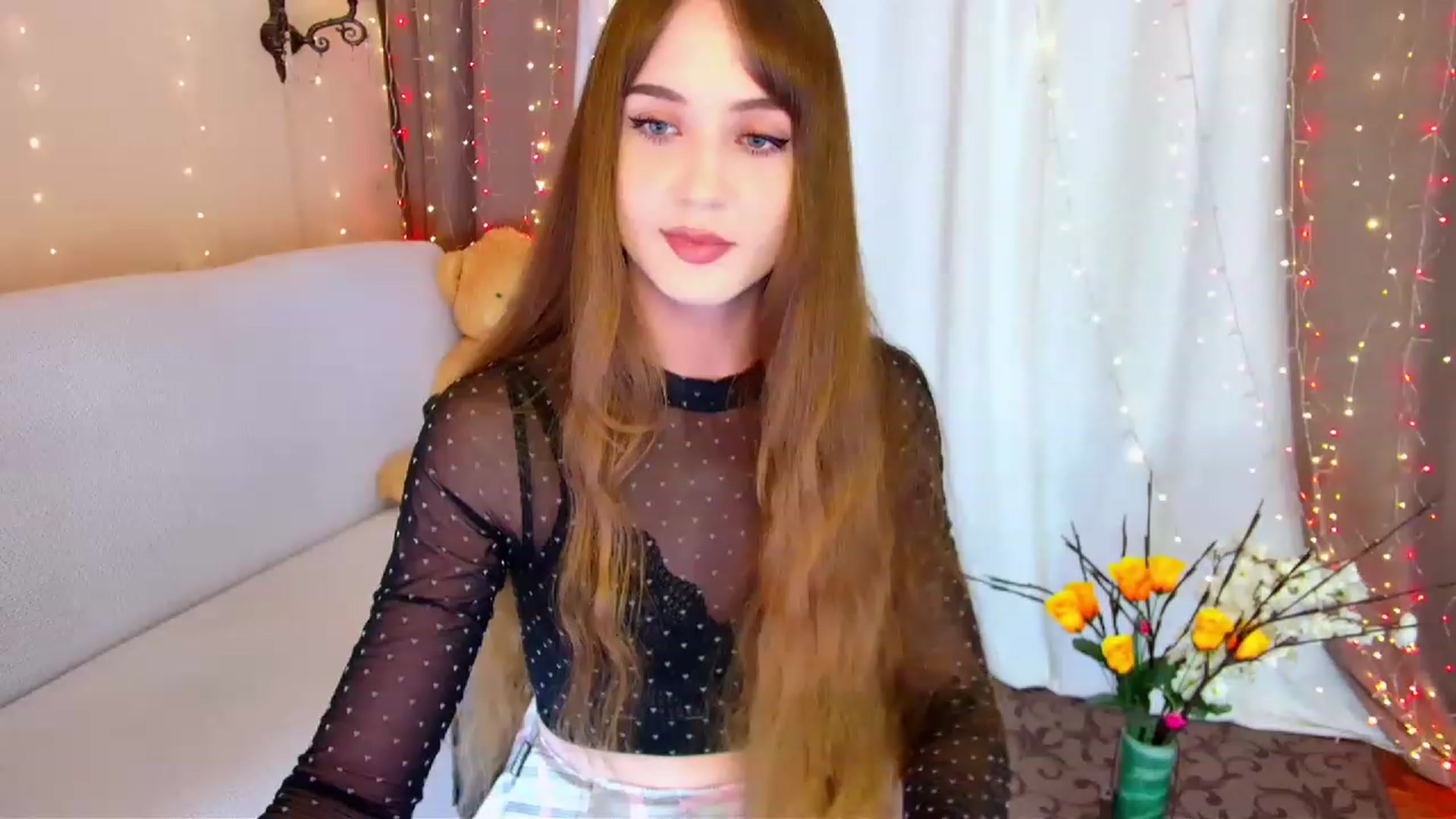 Gallery image thumbnail from Innocent_Soul's myfreecams stream on, 05/26/2023, 16:05 image 11 of 20