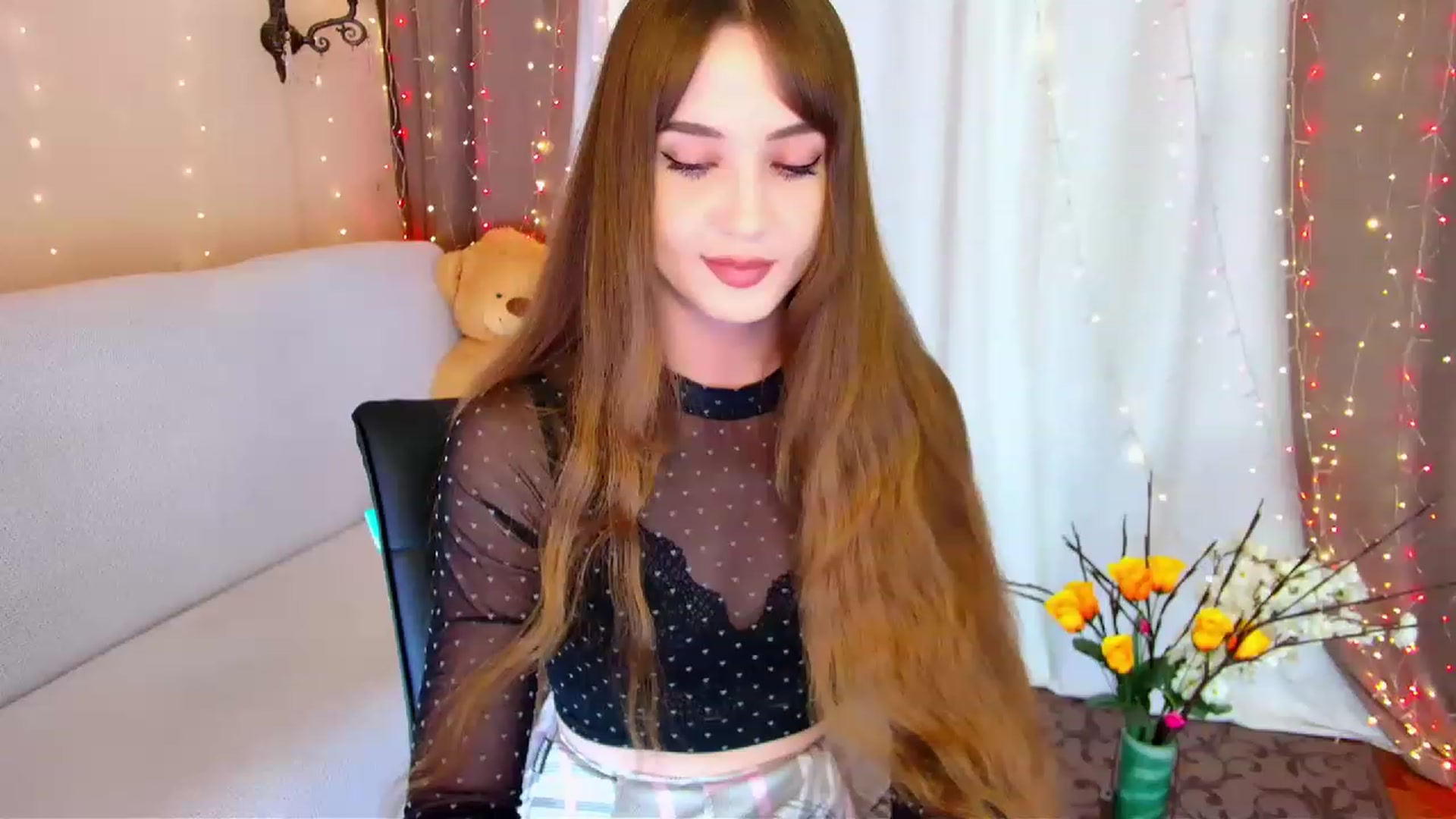 Gallery image thumbnail from Innocent_Soul's myfreecams stream on, 05/26/2023, 16:05 image 9 of 20