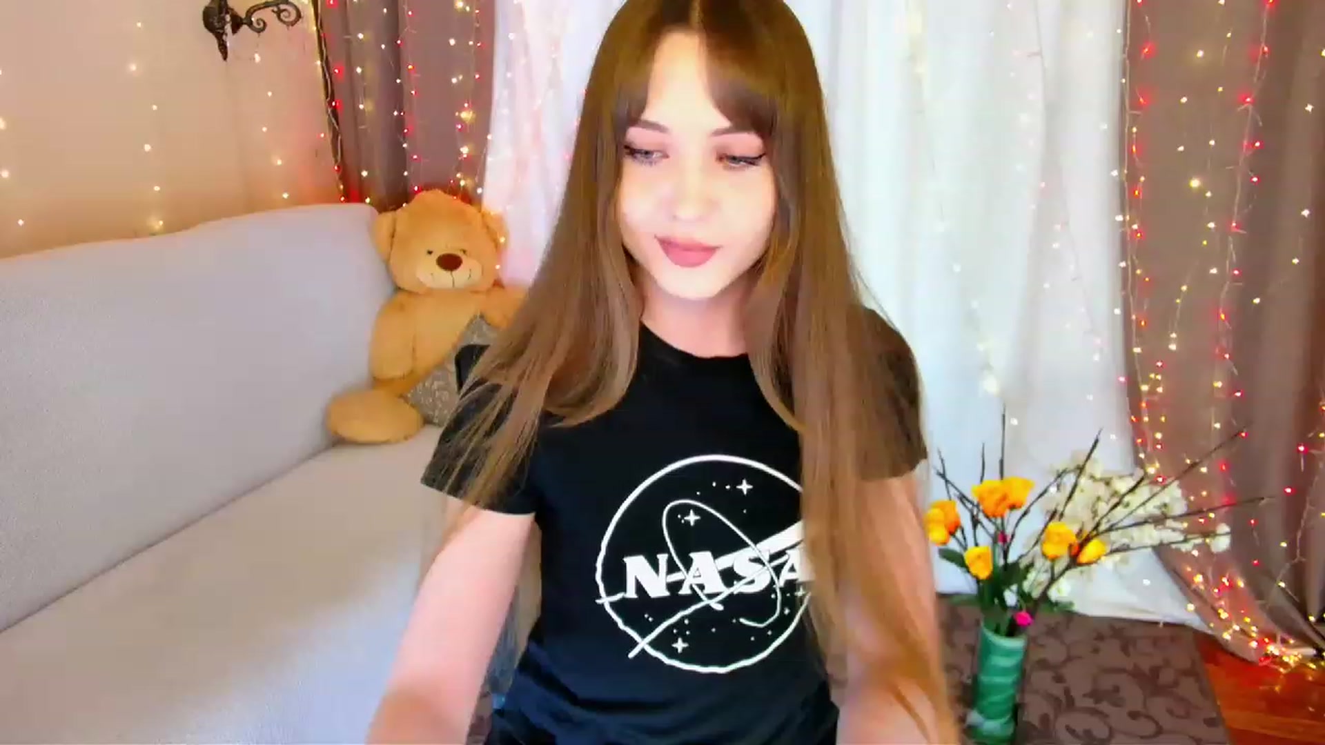 Gallery image thumbnail from Innocent_Soul's myfreecams stream on, 05/30/2023, 14:57 image 16 of 20