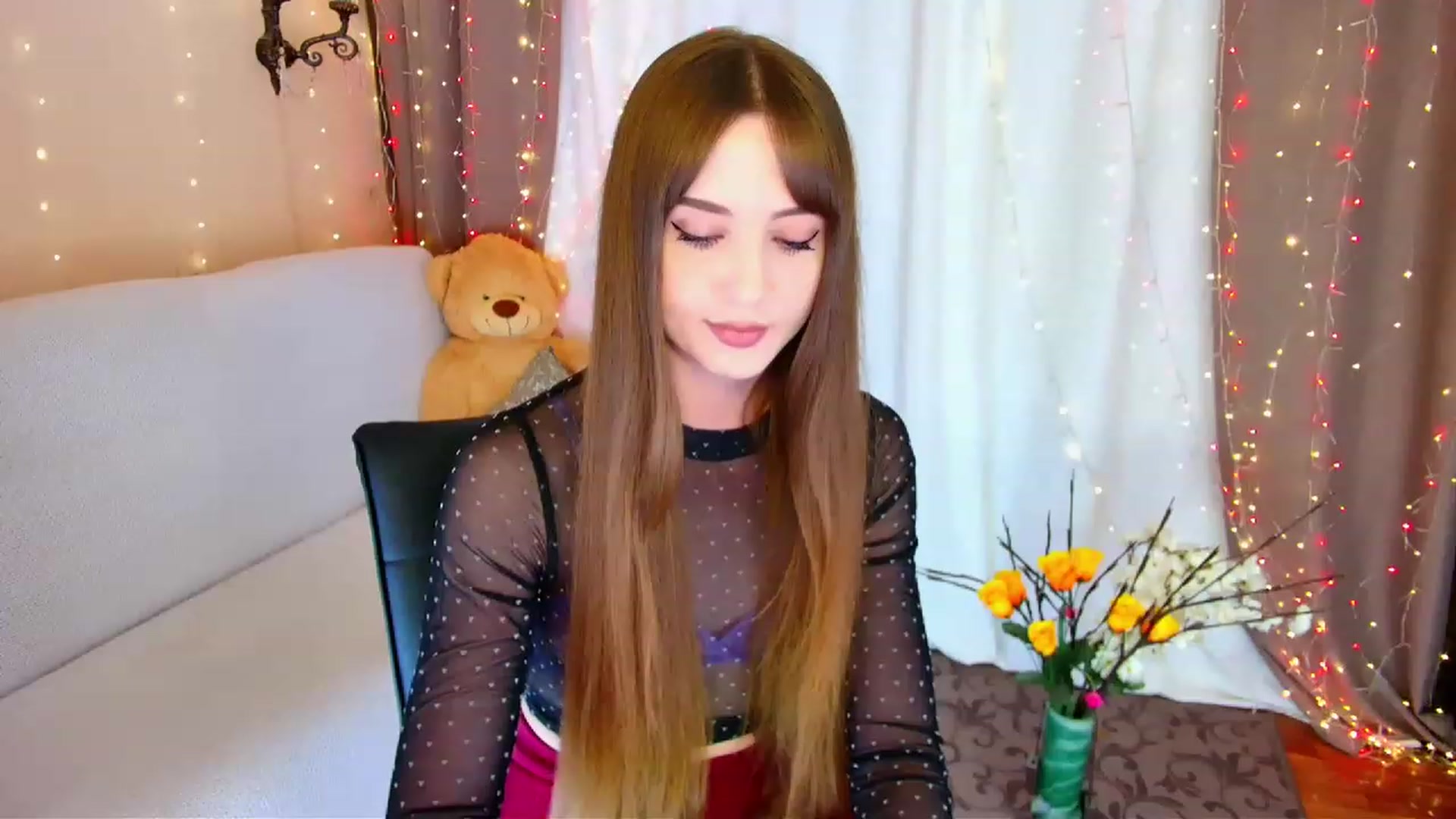Gallery image thumbnail from Innocent_Soul's myfreecams stream on, 06/06/2023, 15:37 image 12 of 20