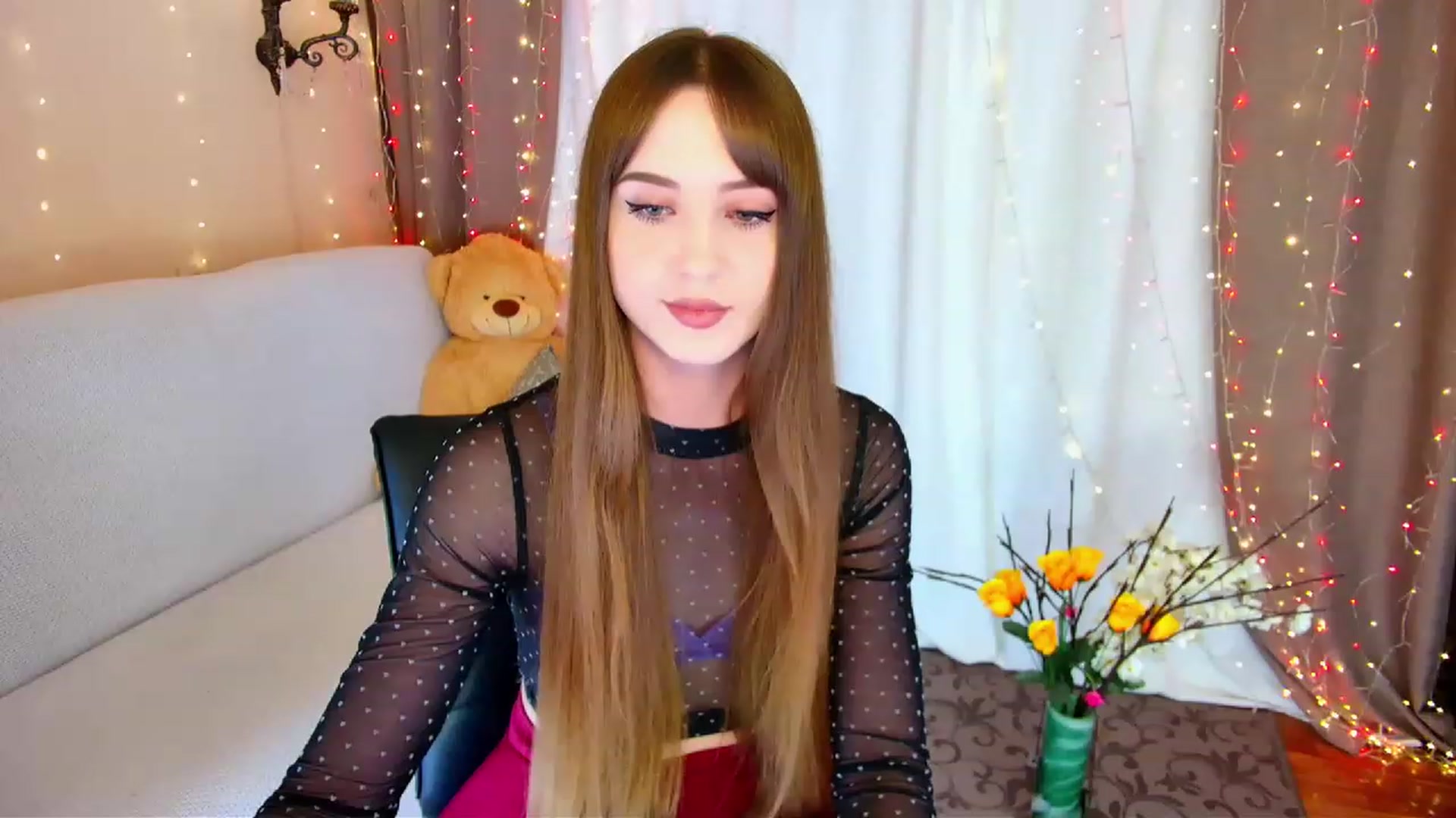 Gallery image thumbnail from Innocent_Soul's myfreecams stream on, 06/06/2023, 15:37 image 7 of 20