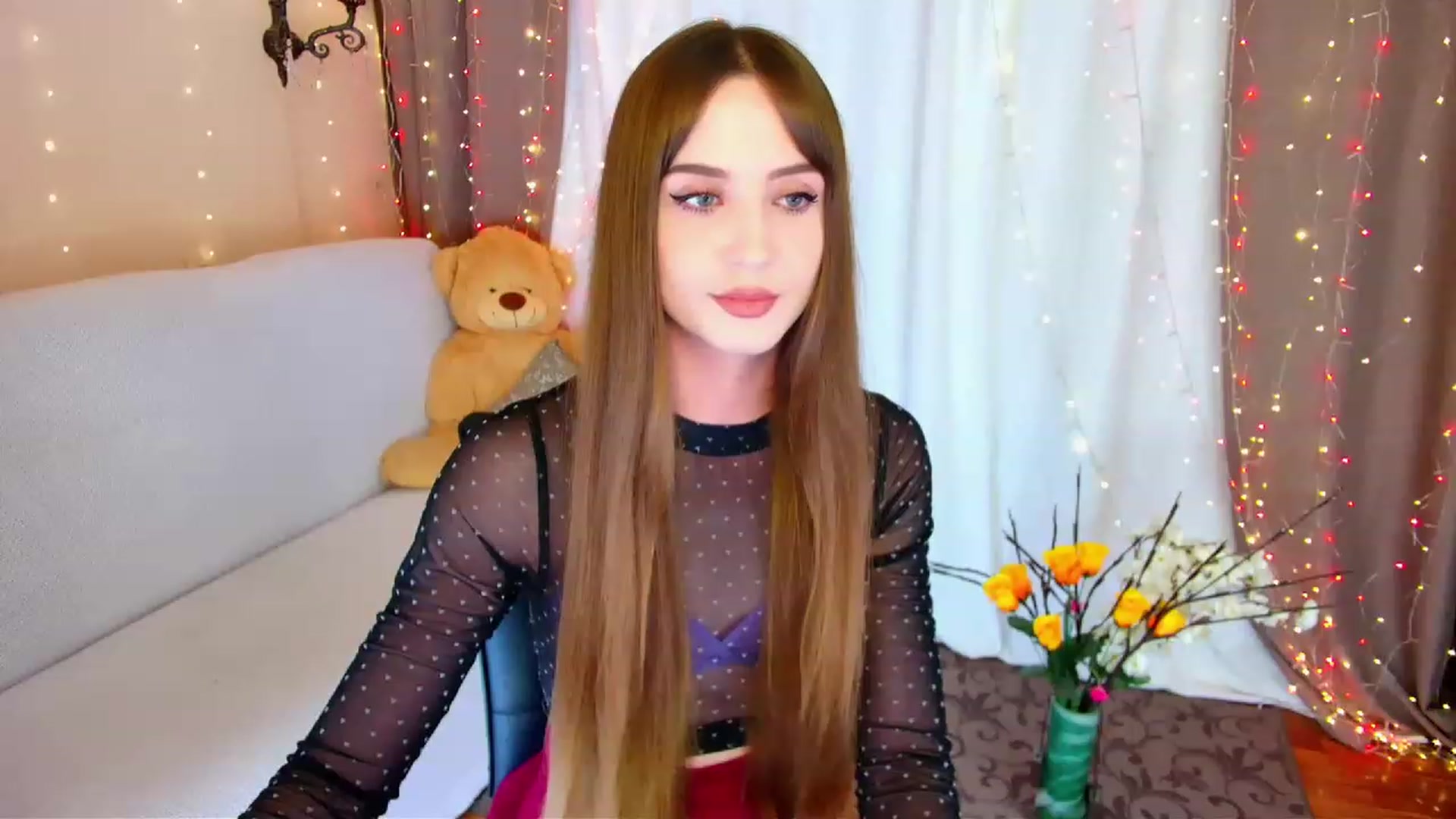 Gallery image thumbnail from Innocent_Soul's myfreecams stream on, 06/06/2023, 18:02 image 4 of 20
