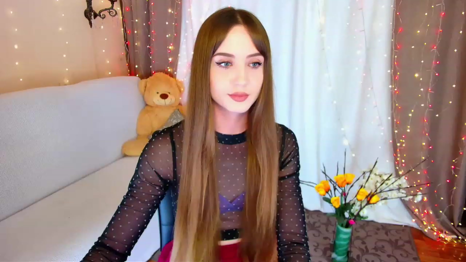 Gallery image thumbnail from Innocent_Soul's myfreecams stream on, 06/06/2023, 18:02 image 3 of 20
