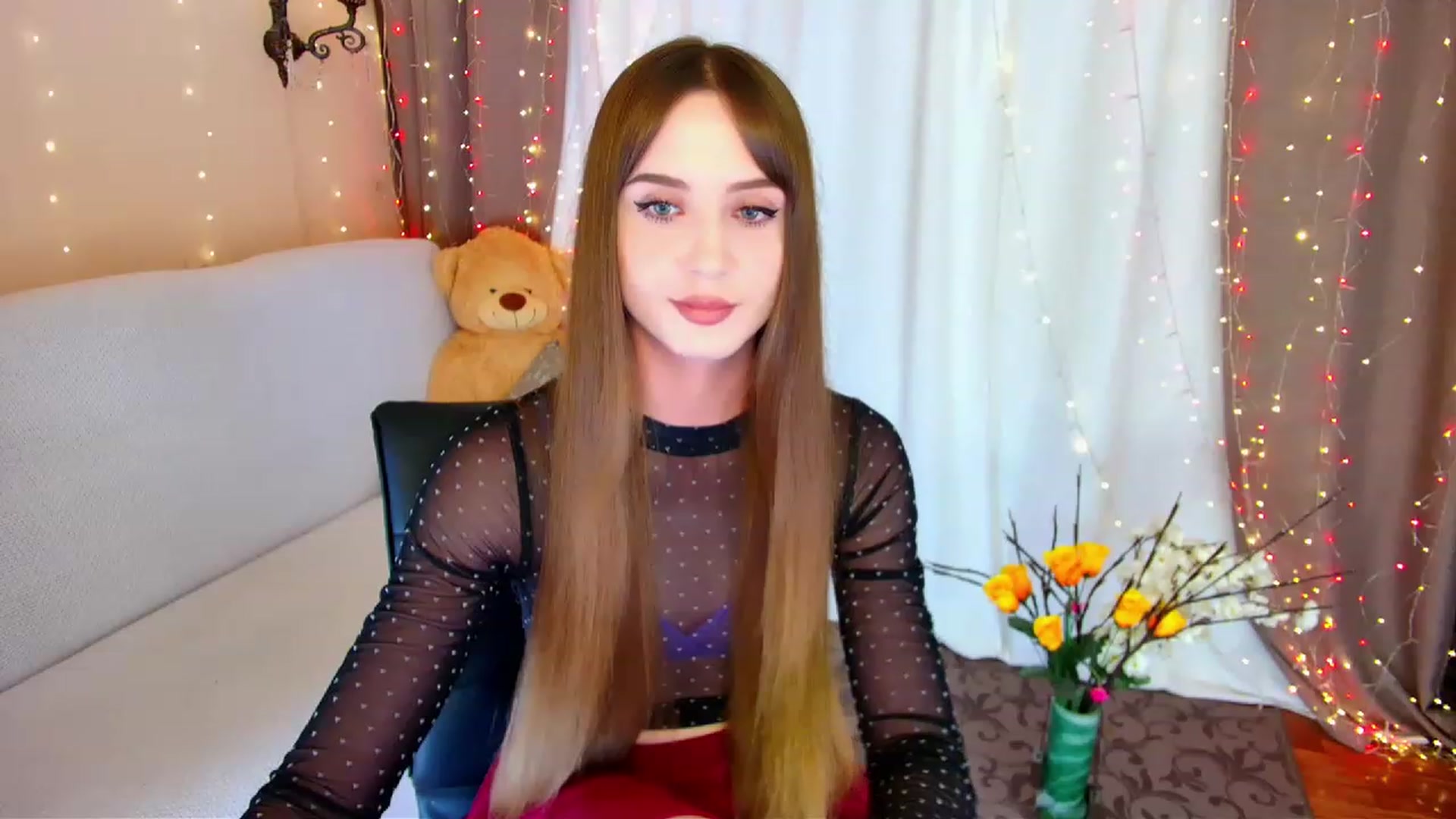 Gallery image thumbnail from Innocent_Soul's myfreecams stream on, 06/06/2023, 18:28 image 15 of 20