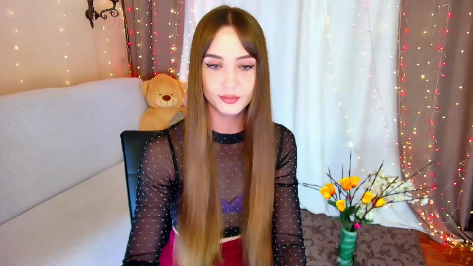 Gallery image thumbnail from Innocent_Soul's myfreecams stream on, 06/06/2023, 18:28 image 1 of 20