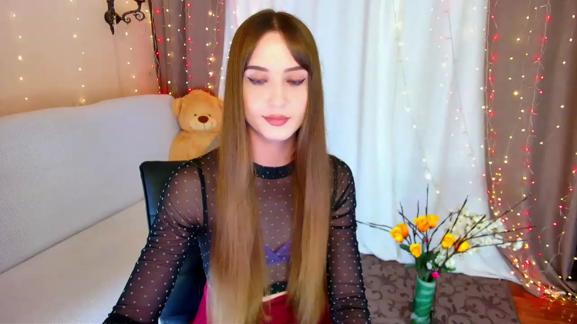 Gallery image thumbnail from Innocent_Soul's myfreecams stream on, 06/06/2023, 18:58 image 17 of 20