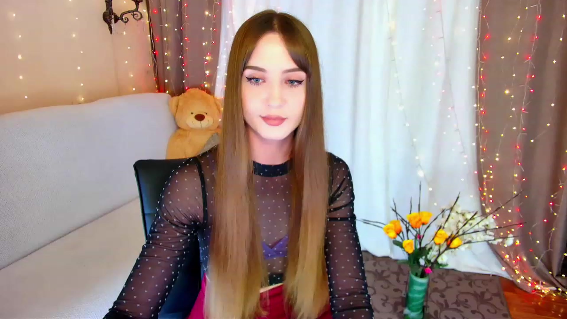 Gallery image thumbnail from Innocent_Soul's myfreecams stream on, 06/06/2023, 18:58 image 8 of 20