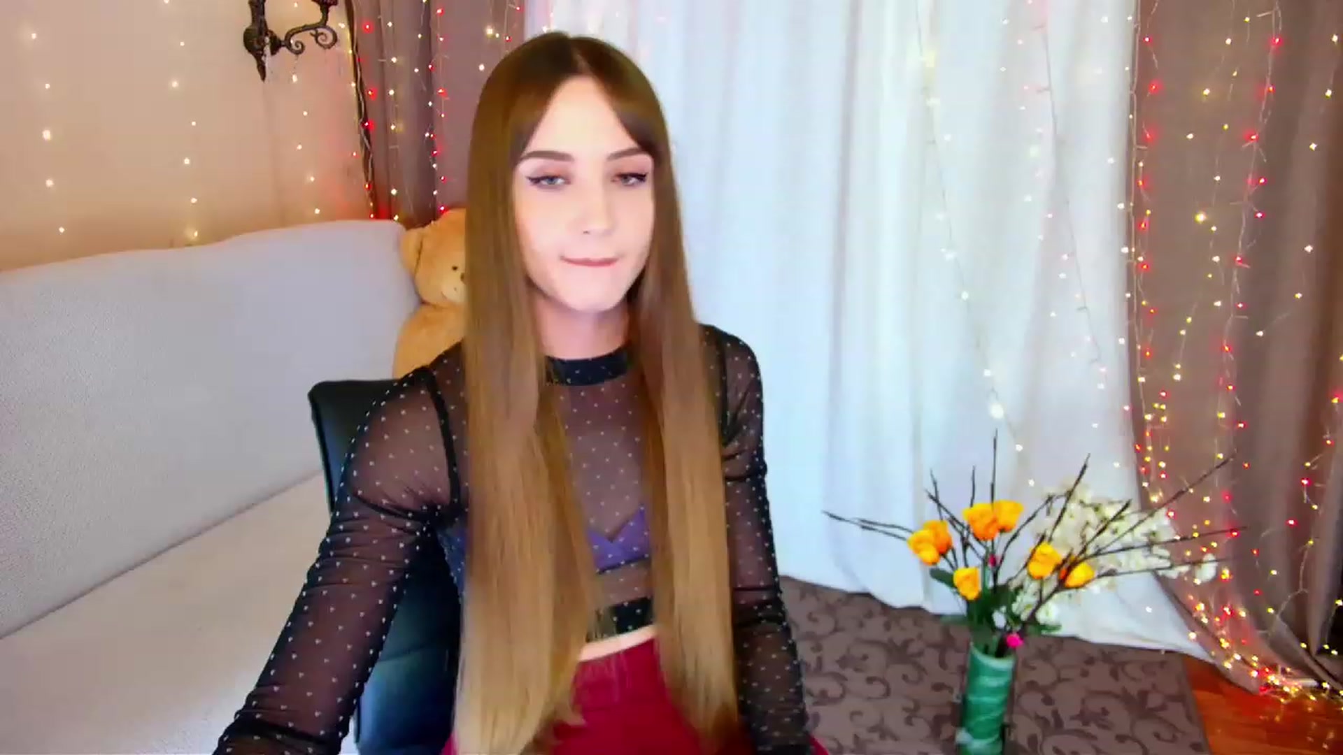 Gallery image thumbnail from Innocent_Soul's myfreecams stream on, 06/06/2023, 18:58 image 3 of 20