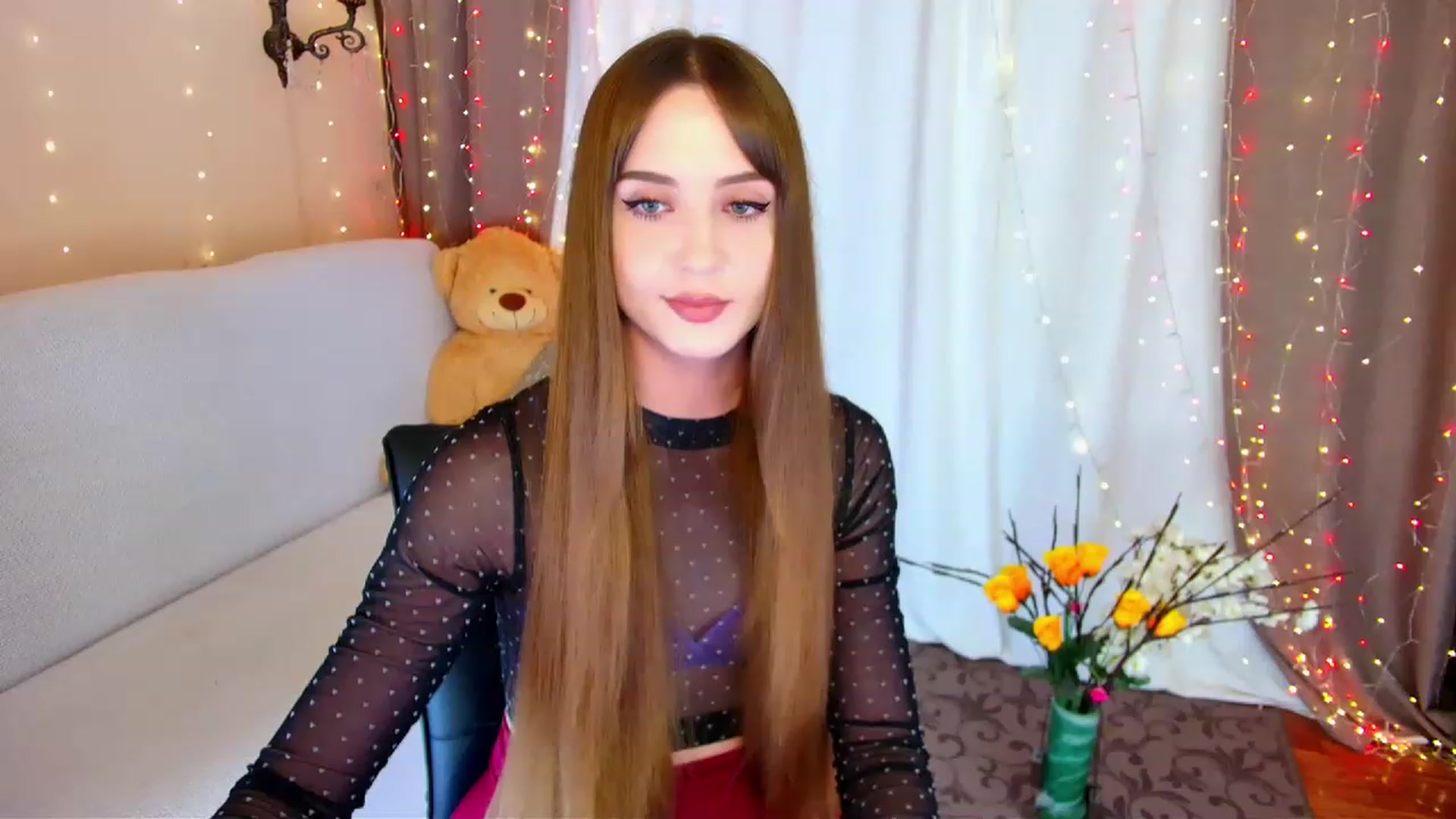Gallery image thumbnail from Innocent_Soul's myfreecams stream on, 06/06/2023, 20:29 image 7 of 20