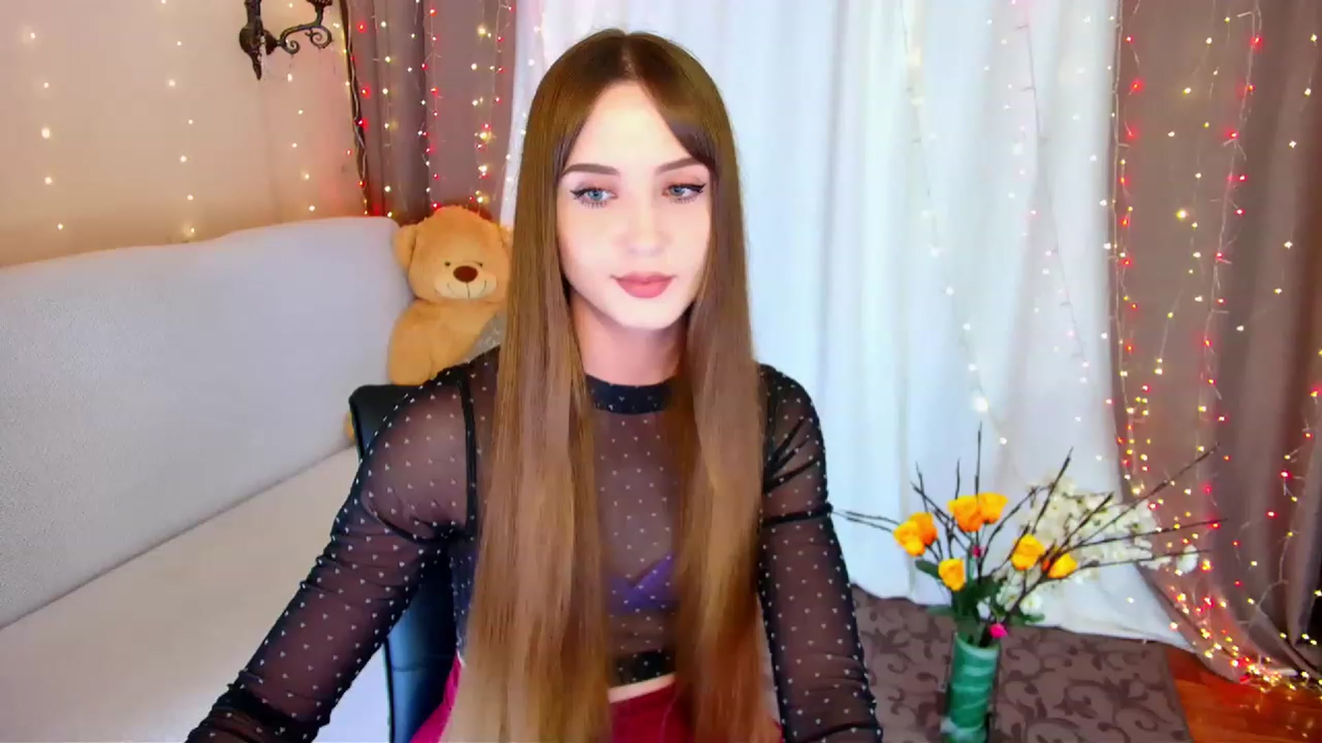 Gallery image thumbnail from Innocent_Soul's myfreecams stream on, 06/06/2023, 20:29 image 6 of 20