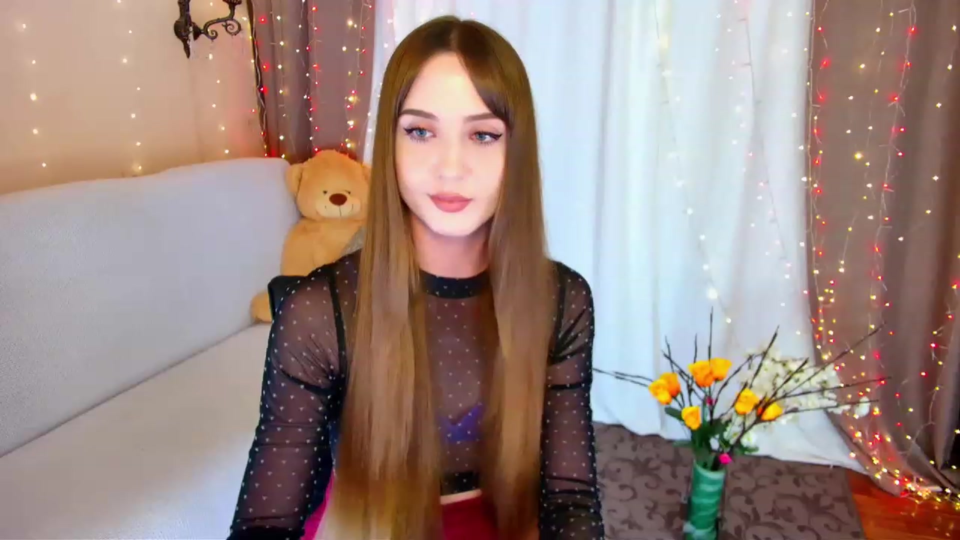 Gallery image thumbnail from Innocent_Soul's myfreecams stream on, 06/06/2023, 20:29 image 8 of 20