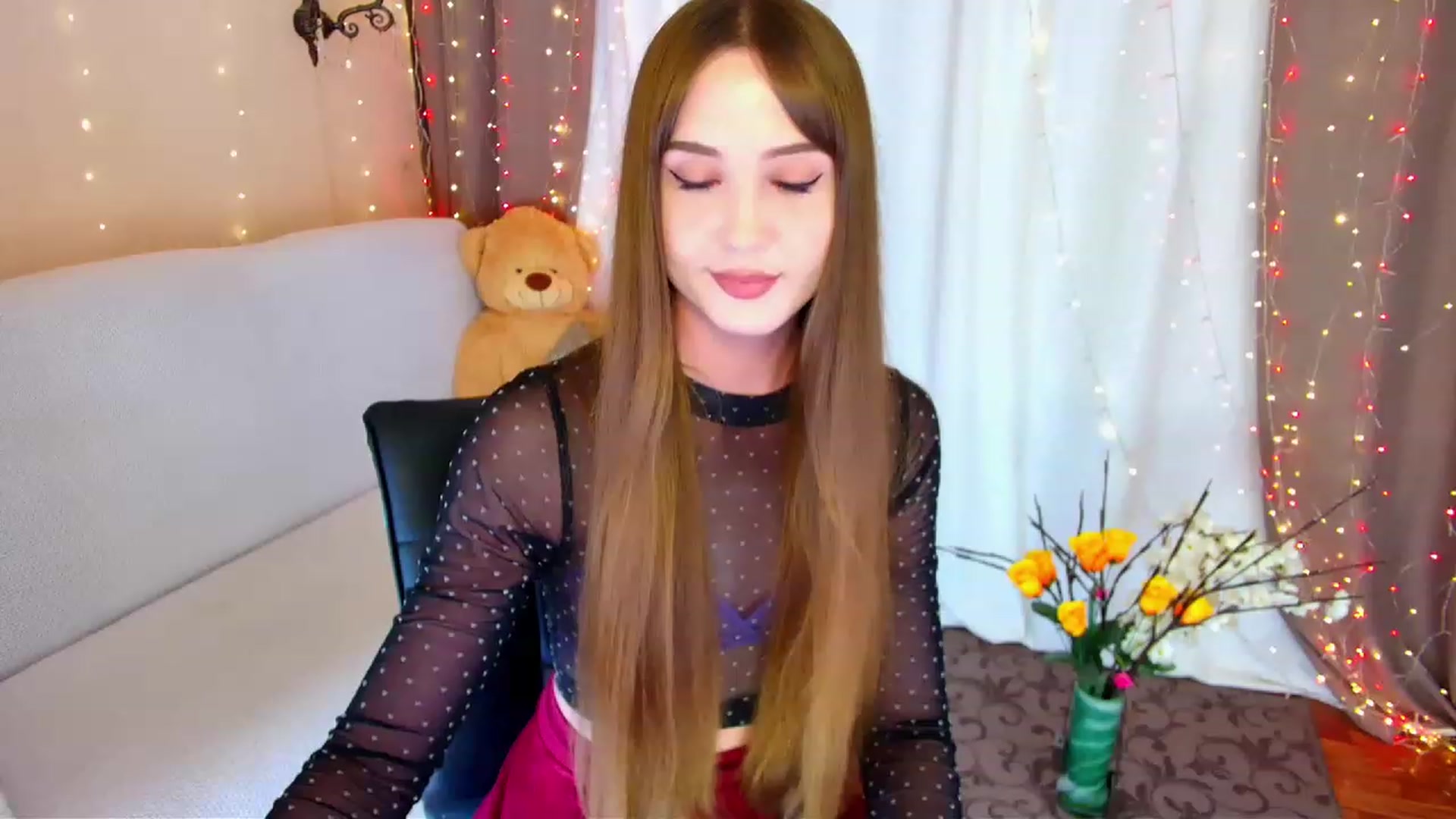 Gallery image thumbnail from Innocent_Soul's myfreecams stream on, 06/06/2023, 20:29 image 15 of 20