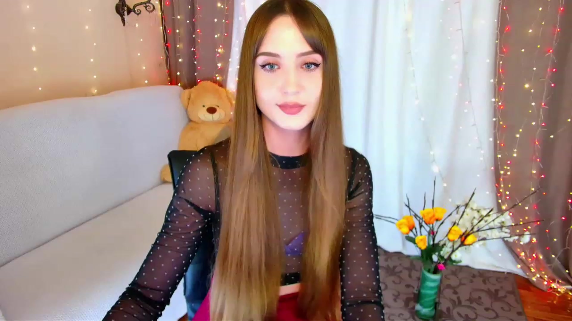 Gallery image thumbnail from Innocent_Soul's myfreecams stream on, 06/06/2023, 20:29 image 18 of 20