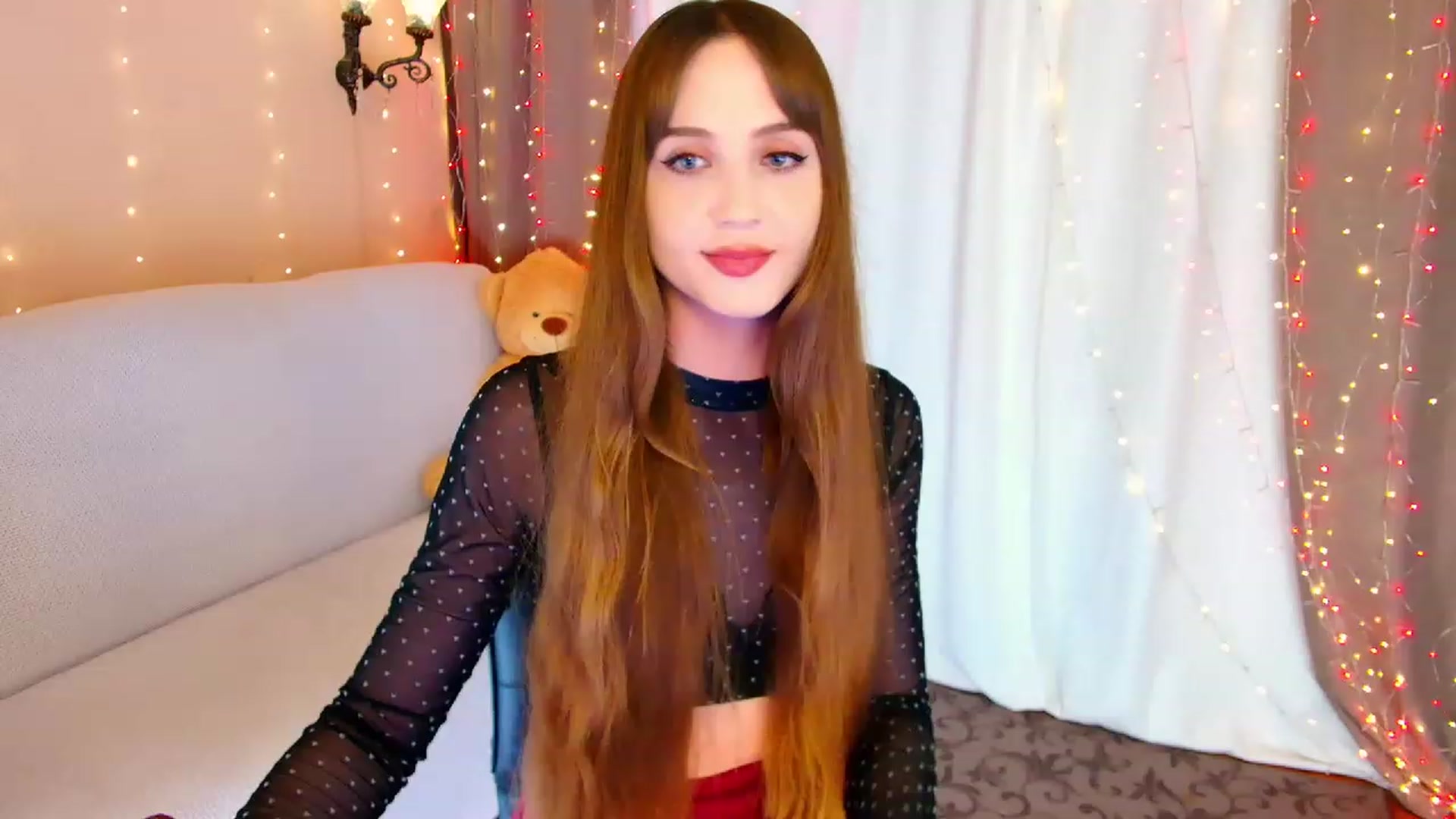 Gallery image thumbnail from Innocent_Soul's myfreecams stream on, 06/19/2023, 20:49 image 11 of 20