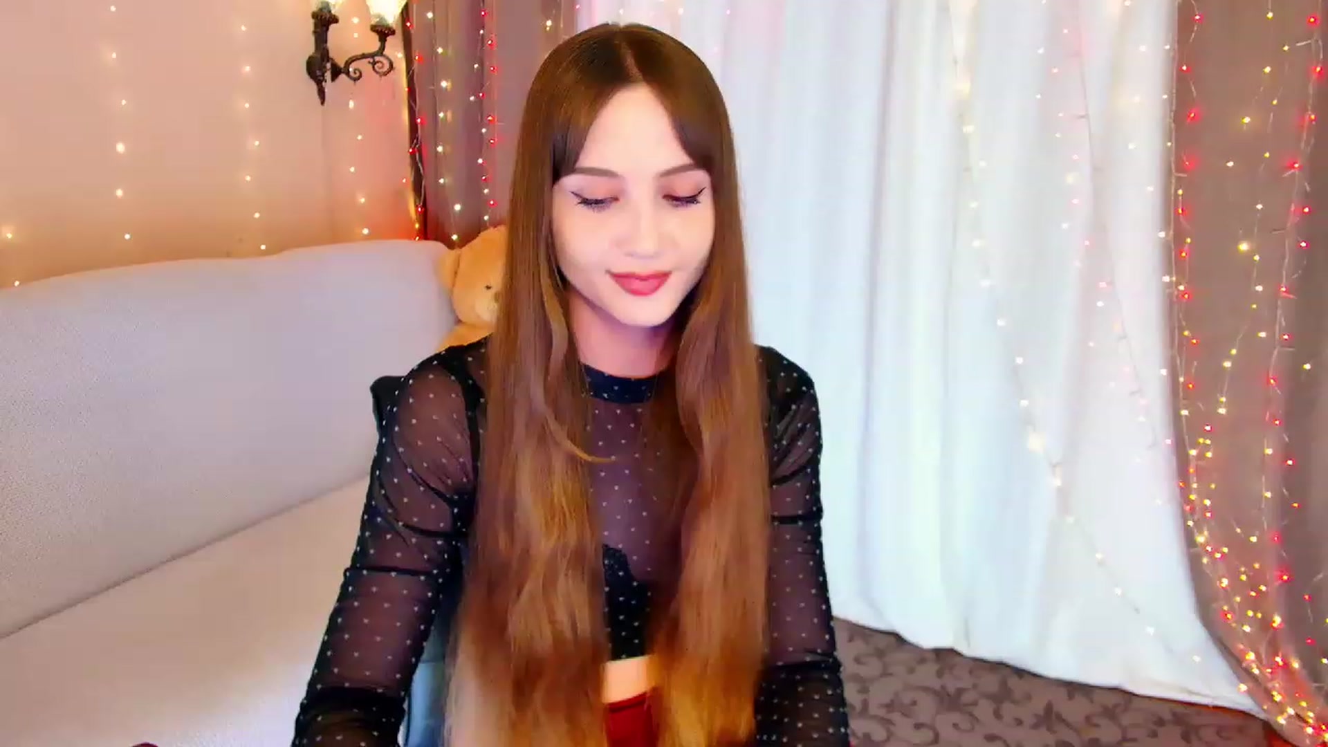 Gallery image thumbnail from Innocent_Soul's myfreecams stream on, 06/19/2023, 21:37 image 20 of 20