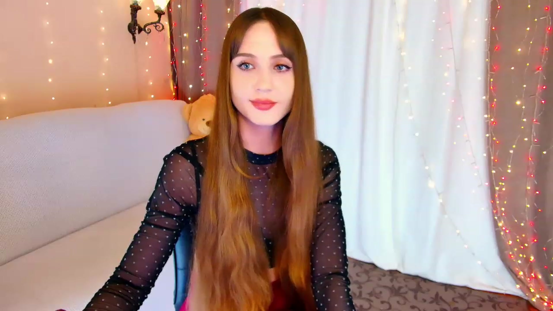 Gallery image thumbnail from Innocent_Soul's myfreecams stream on, 06/19/2023, 22:01 image 19 of 20
