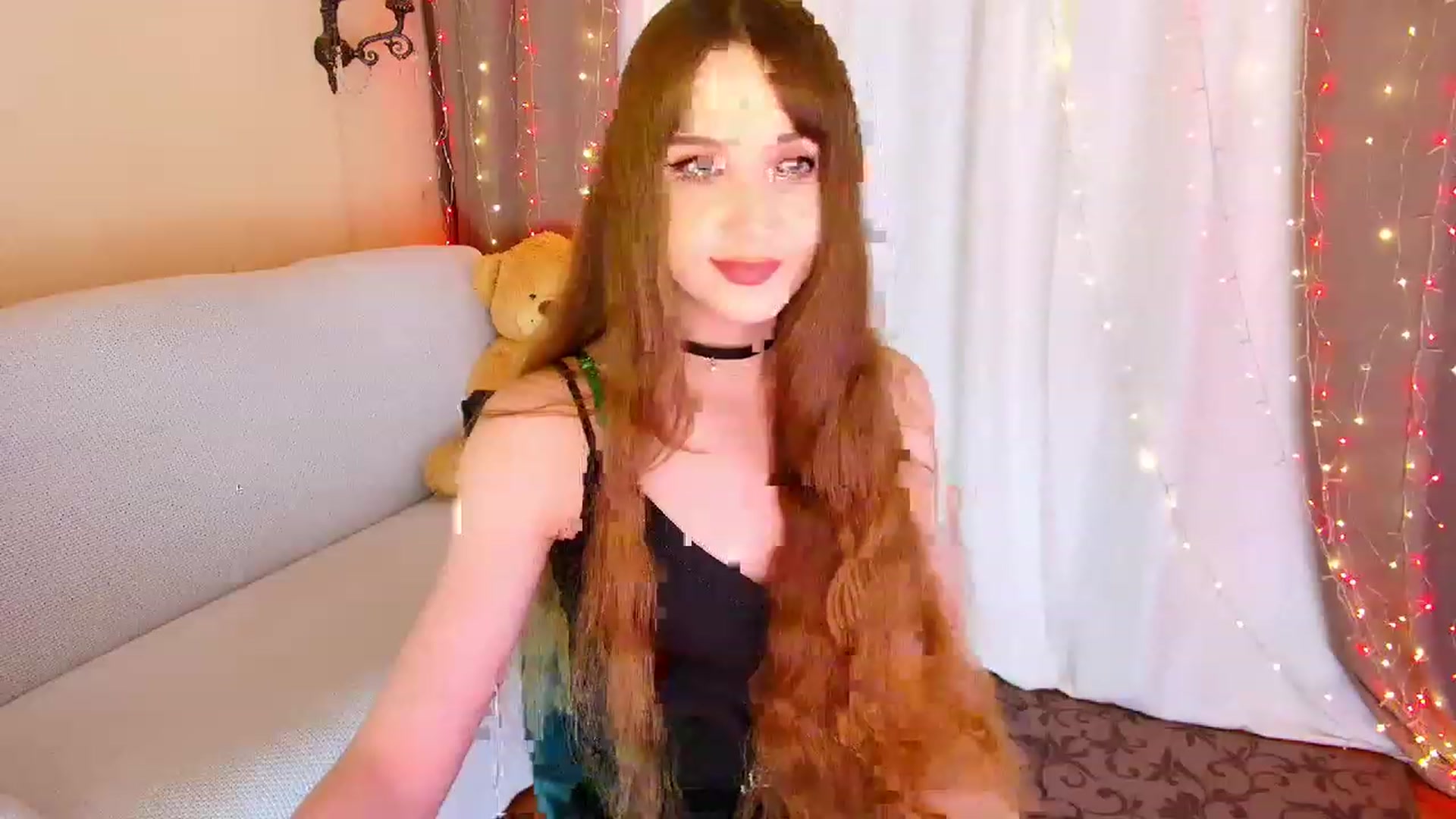 Gallery image thumbnail from Innocent_Soul's myfreecams stream on, 06/26/2023, 17:11 image 5 of 20