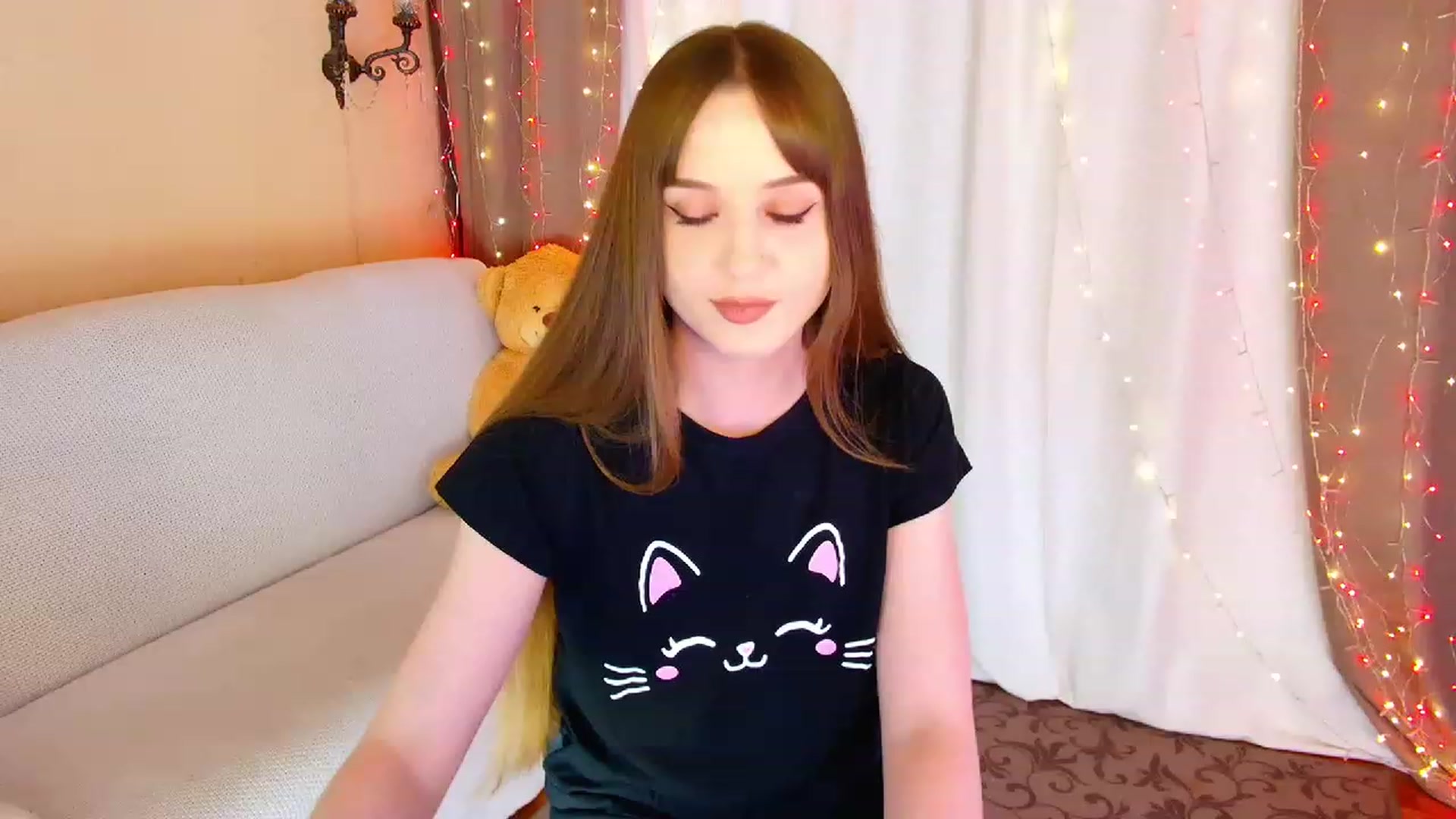 Gallery image thumbnail from Innocent_Soul's myfreecams stream on, 06/27/2023, 15:20 image 5 of 20