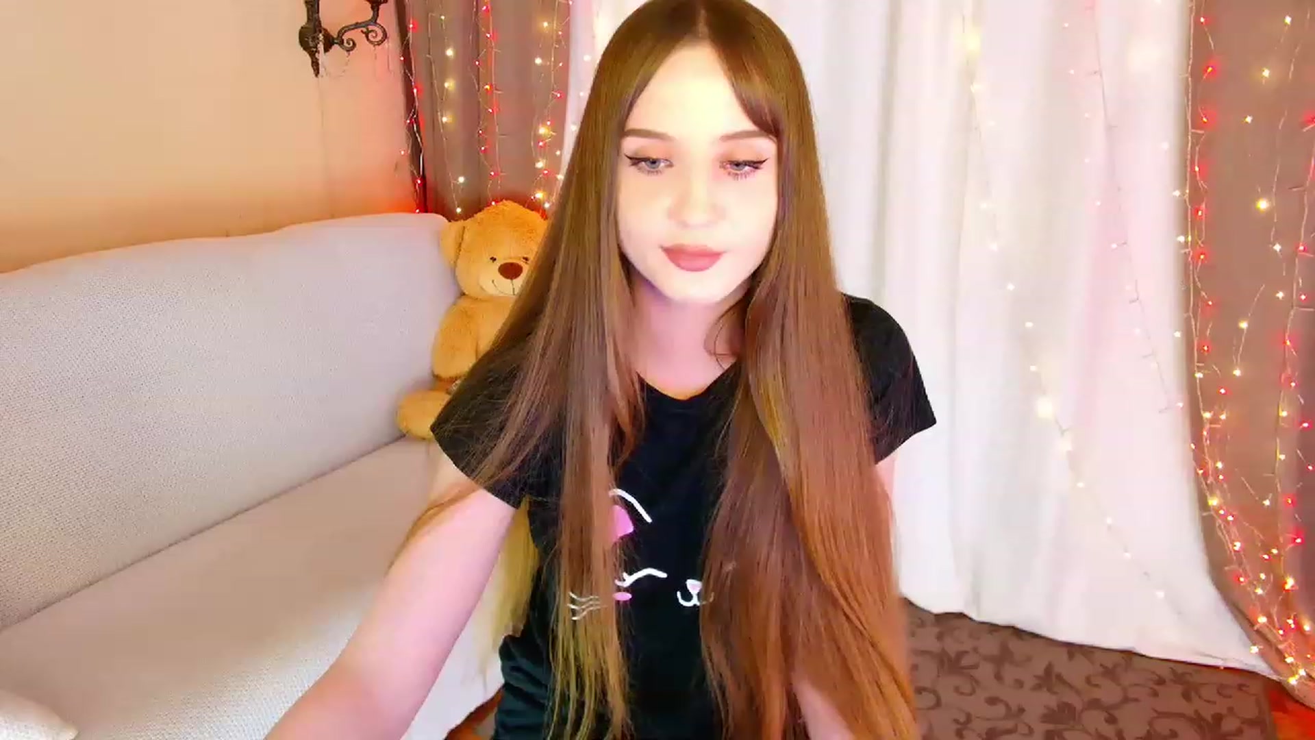 Gallery image thumbnail from Innocent_Soul's myfreecams stream on, 06/27/2023, 17:56 image 2 of 20