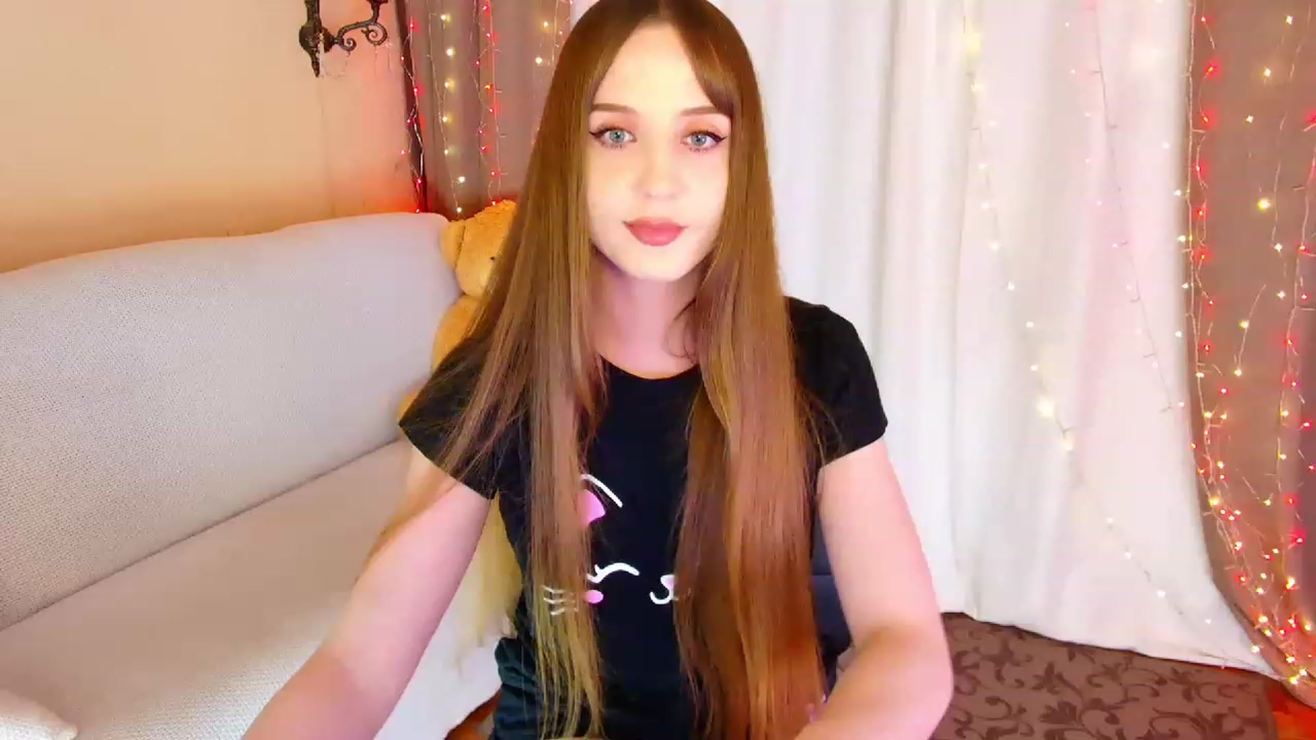 Gallery image thumbnail from Innocent_Soul's myfreecams stream on, 06/27/2023, 17:56 image 8 of 20