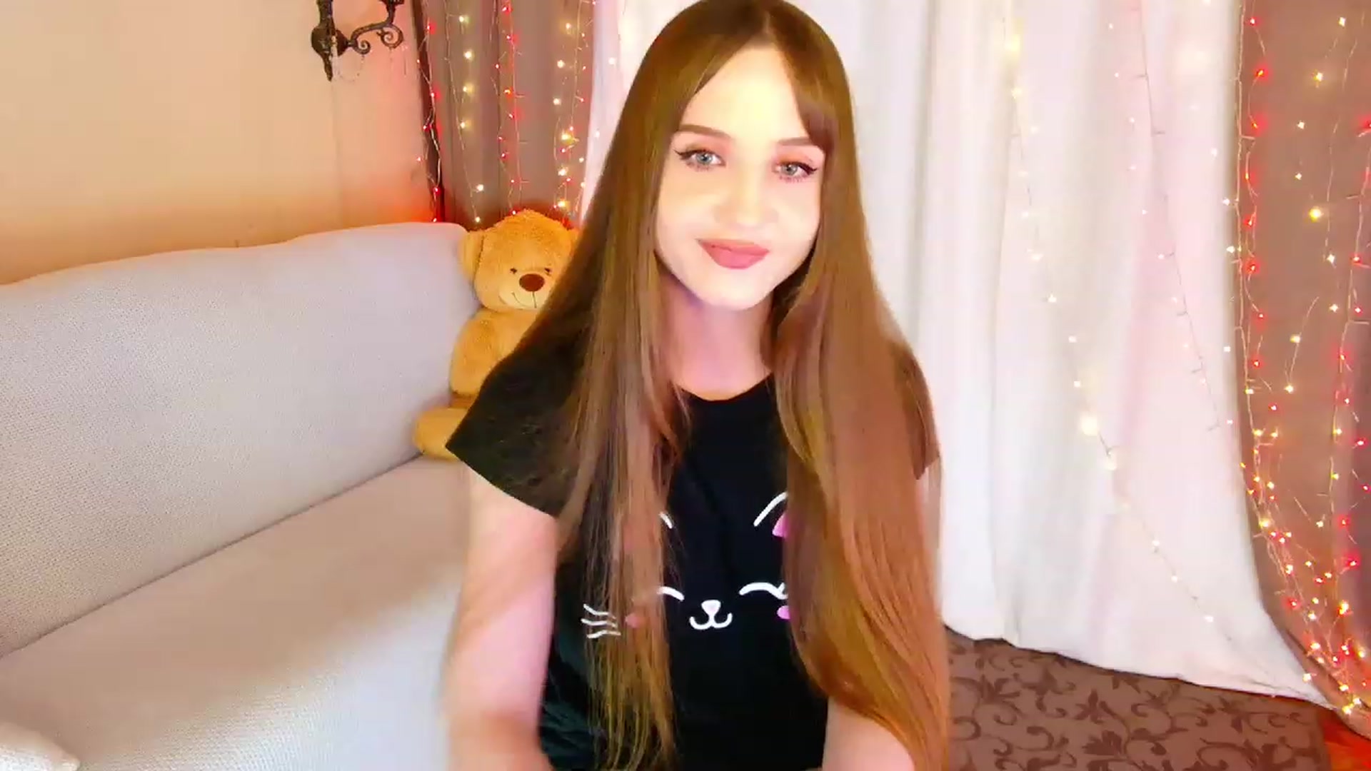 Gallery image thumbnail from Innocent_Soul's myfreecams stream on, 06/27/2023, 17:56 image 13 of 20