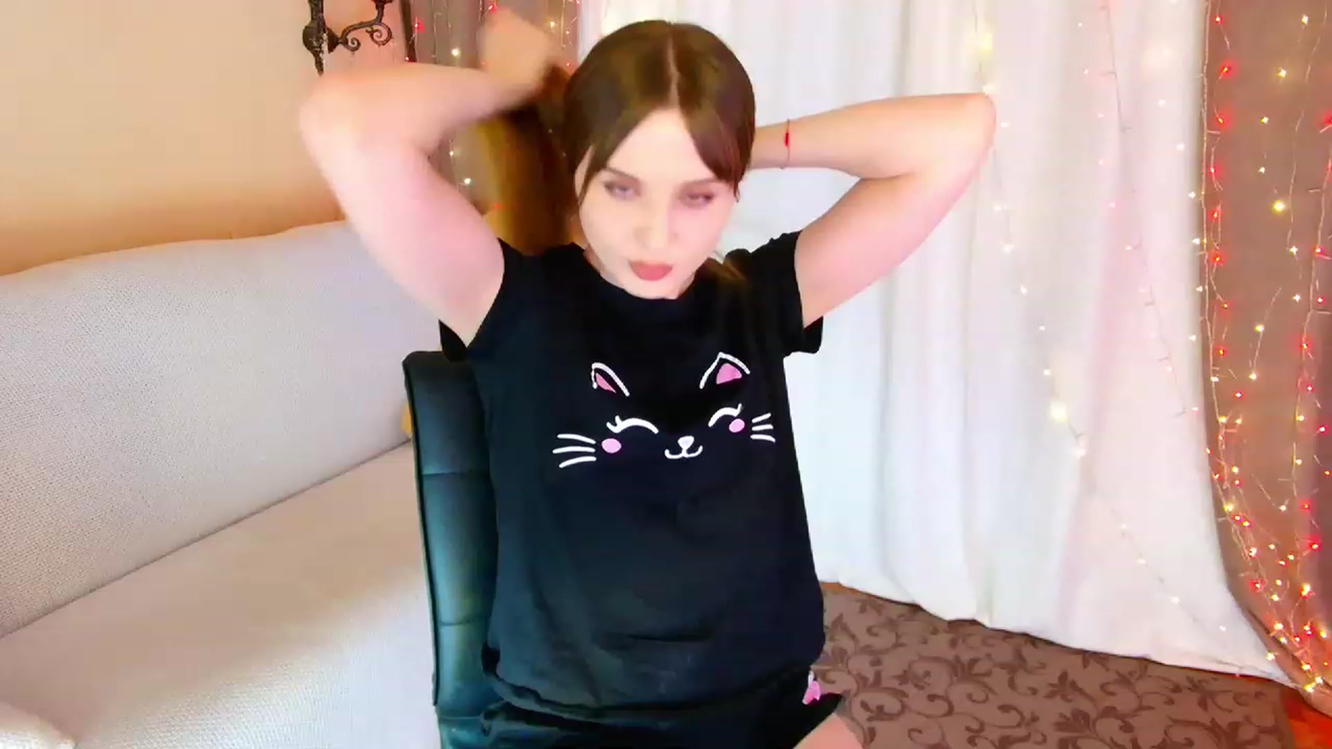 Gallery image thumbnail from Innocent_Soul's myfreecams stream on, 06/27/2023, 19:16 image 20 of 20