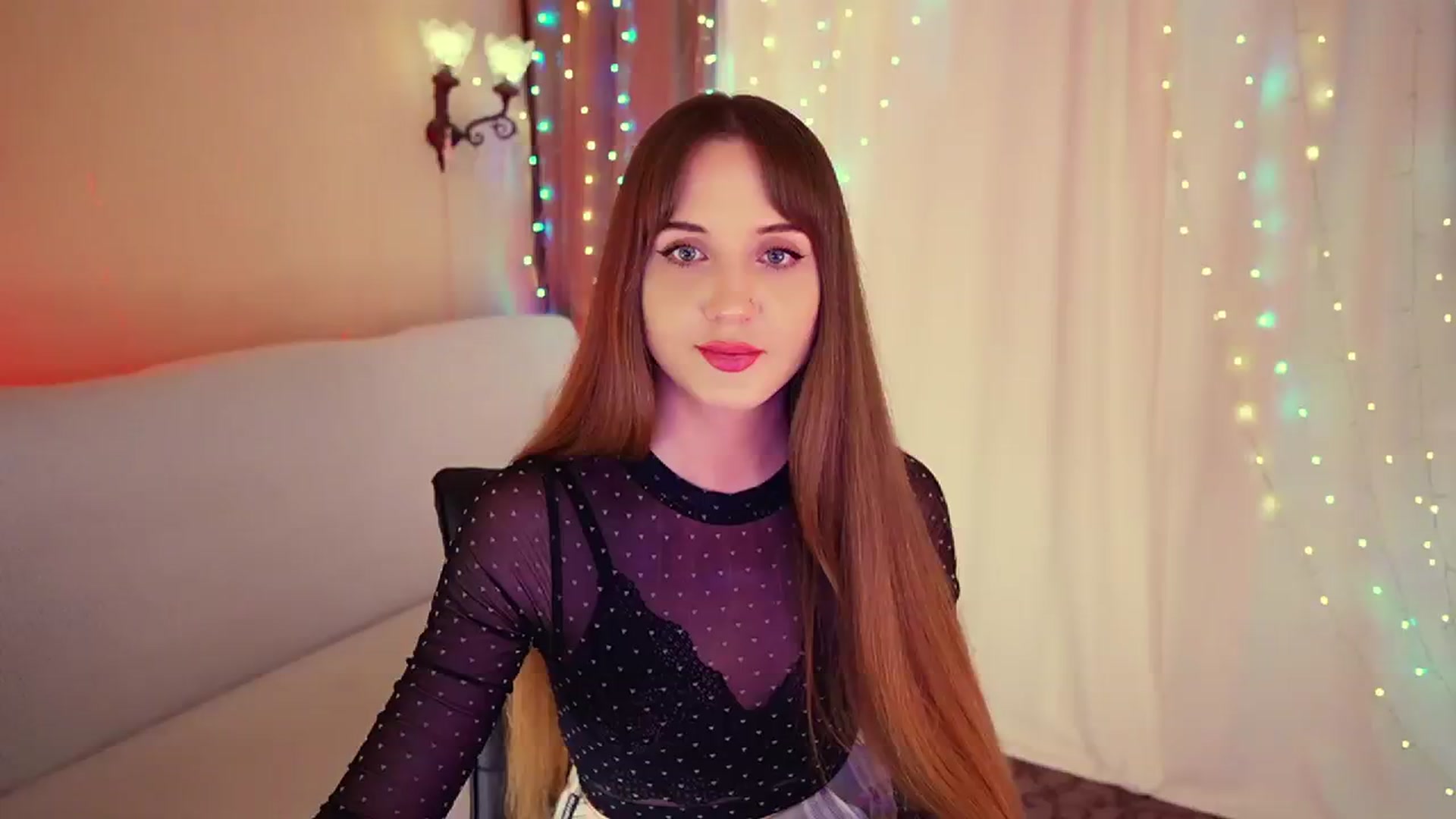 Gallery image thumbnail from Innocent_Soul's myfreecams stream on, 07/31/2023, 17:40 image 14 of 20