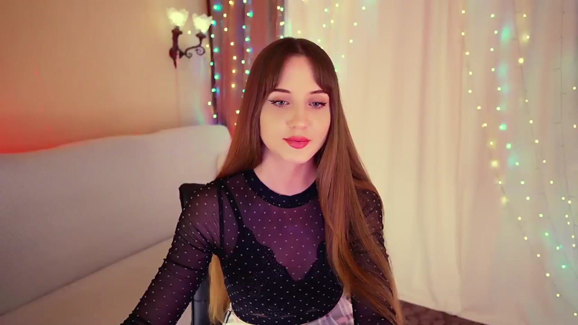 Gallery image thumbnail from Innocent_Soul's myfreecams stream on, 07/31/2023, 17:40 image 4 of 20