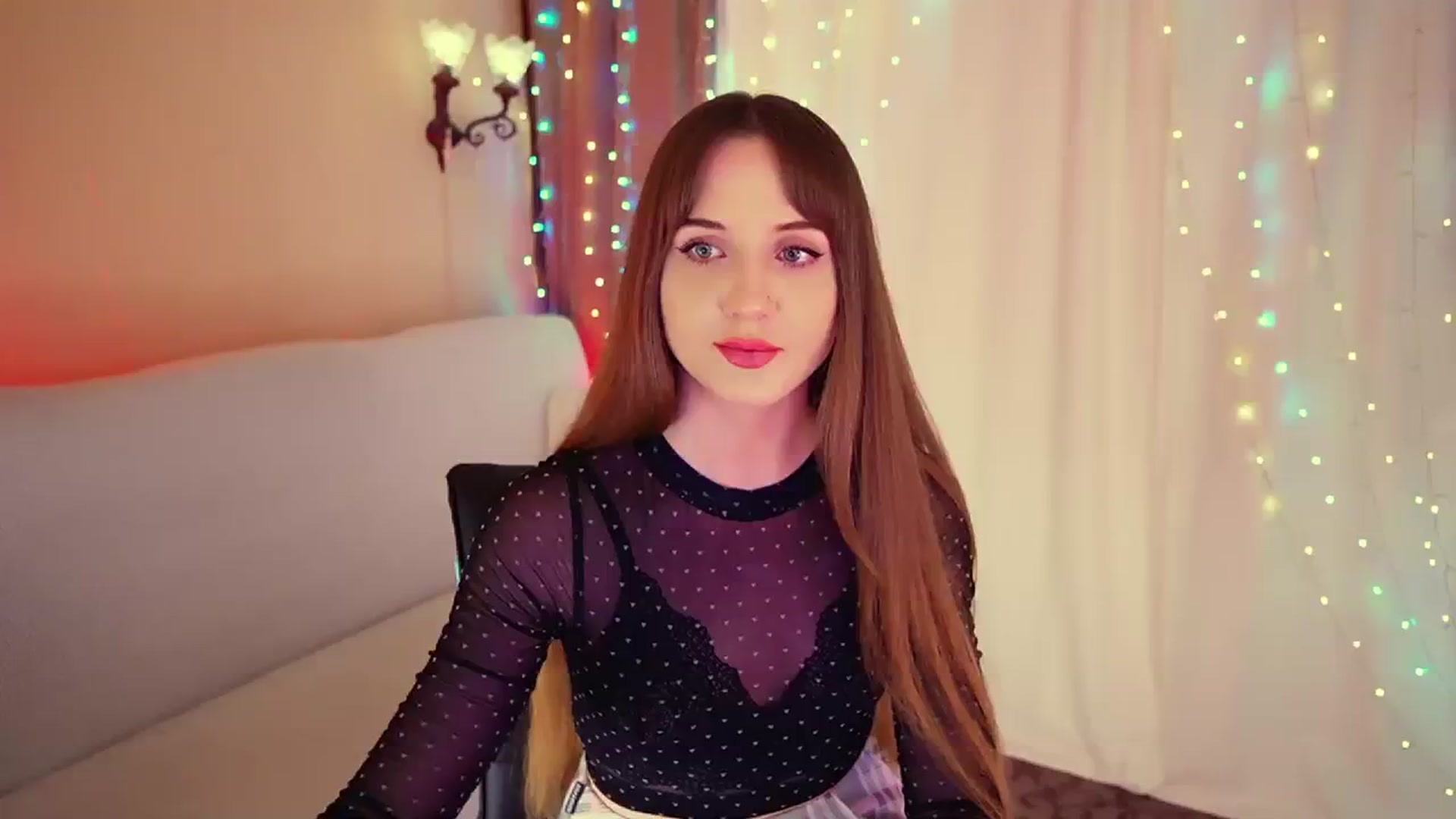 Gallery image thumbnail from Innocent_Soul's myfreecams stream on, 07/31/2023, 17:40 image 6 of 20
