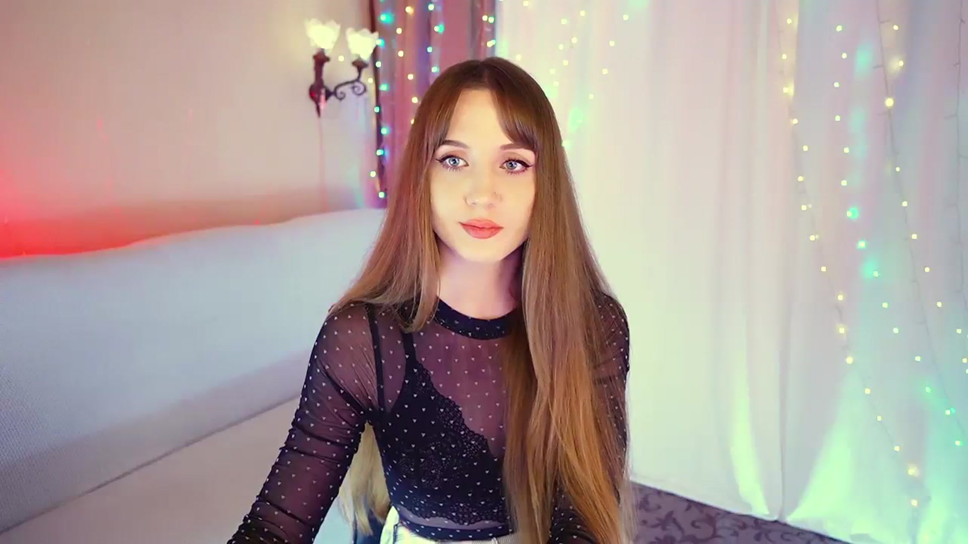 Gallery image thumbnail from Innocent_Soul's myfreecams stream on, 08/03/2023, 17:40 image 19 of 20