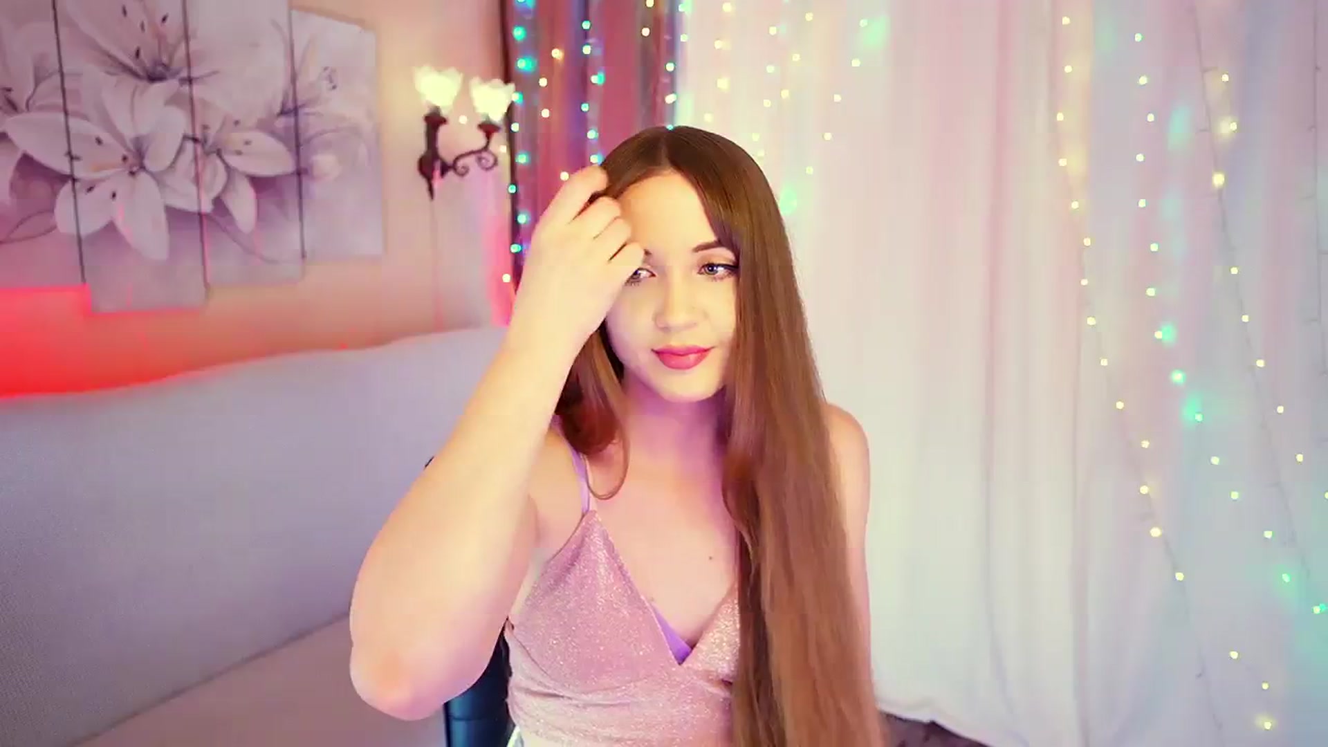 Gallery image thumbnail from Innocent_Soul's myfreecams stream on, 08/11/2023, 19:48 image 8 of 20
